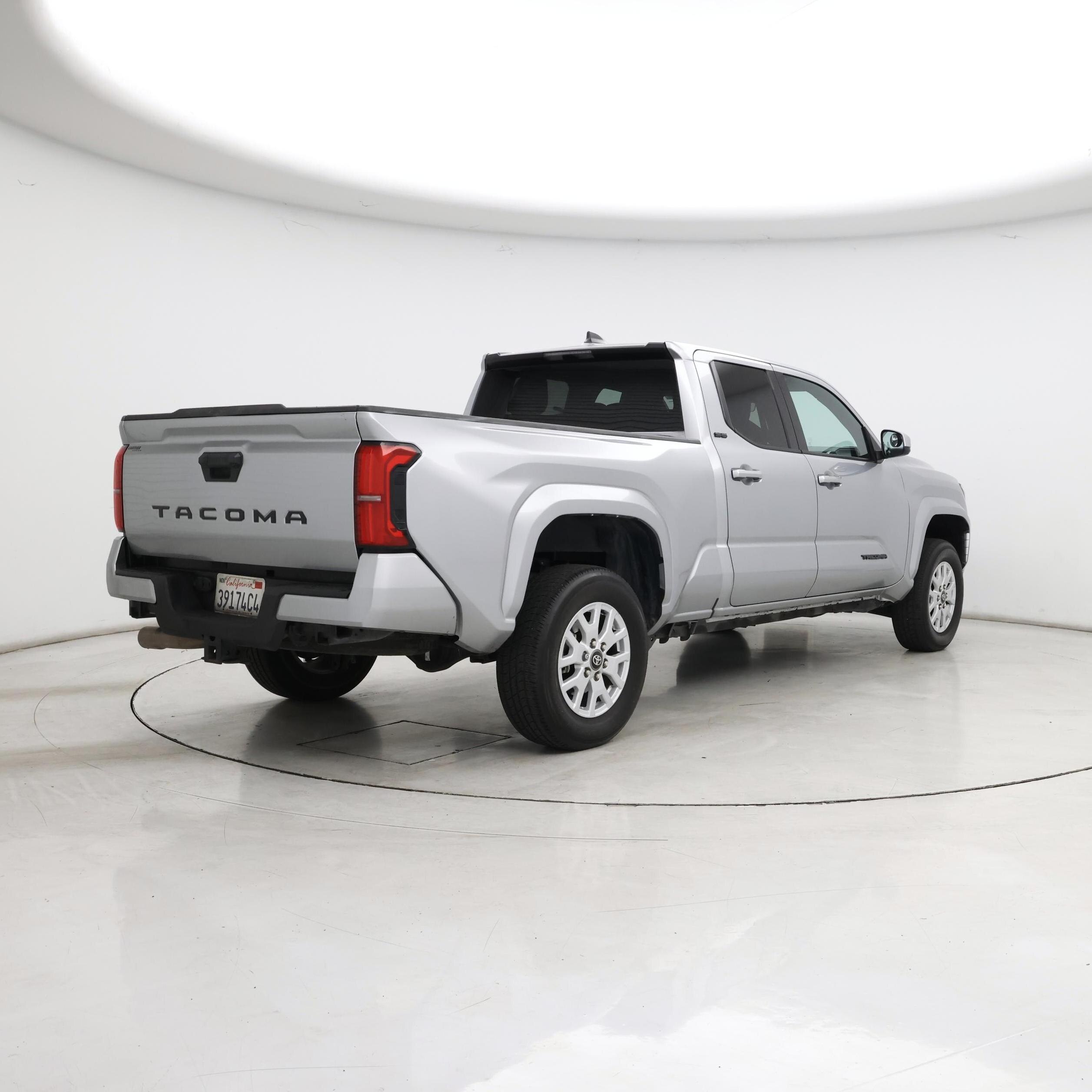 Thumbnail: 2024 Toyota Tacoma - 8
