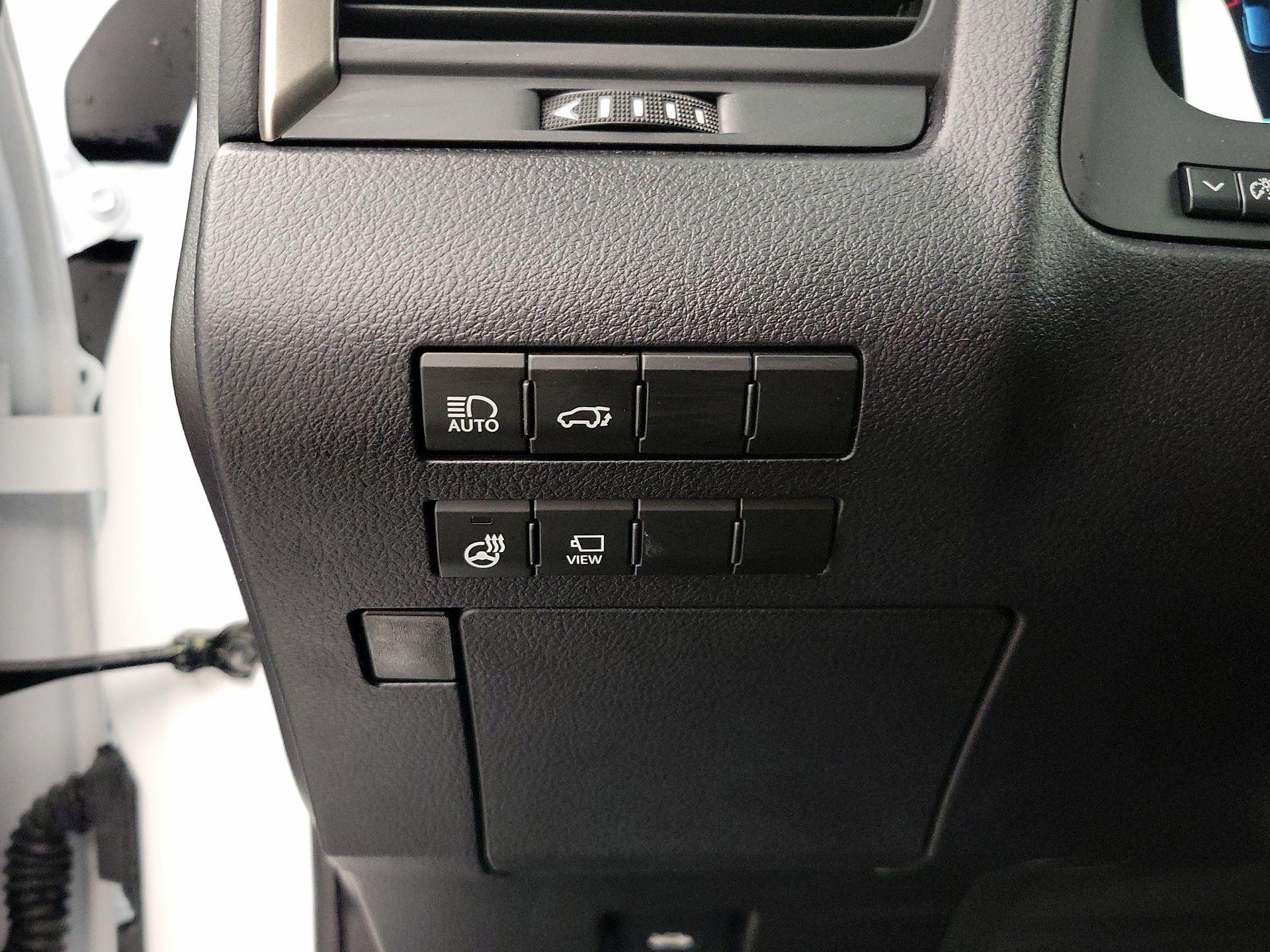 Thumbnail: 2022 Lexus RX - 13