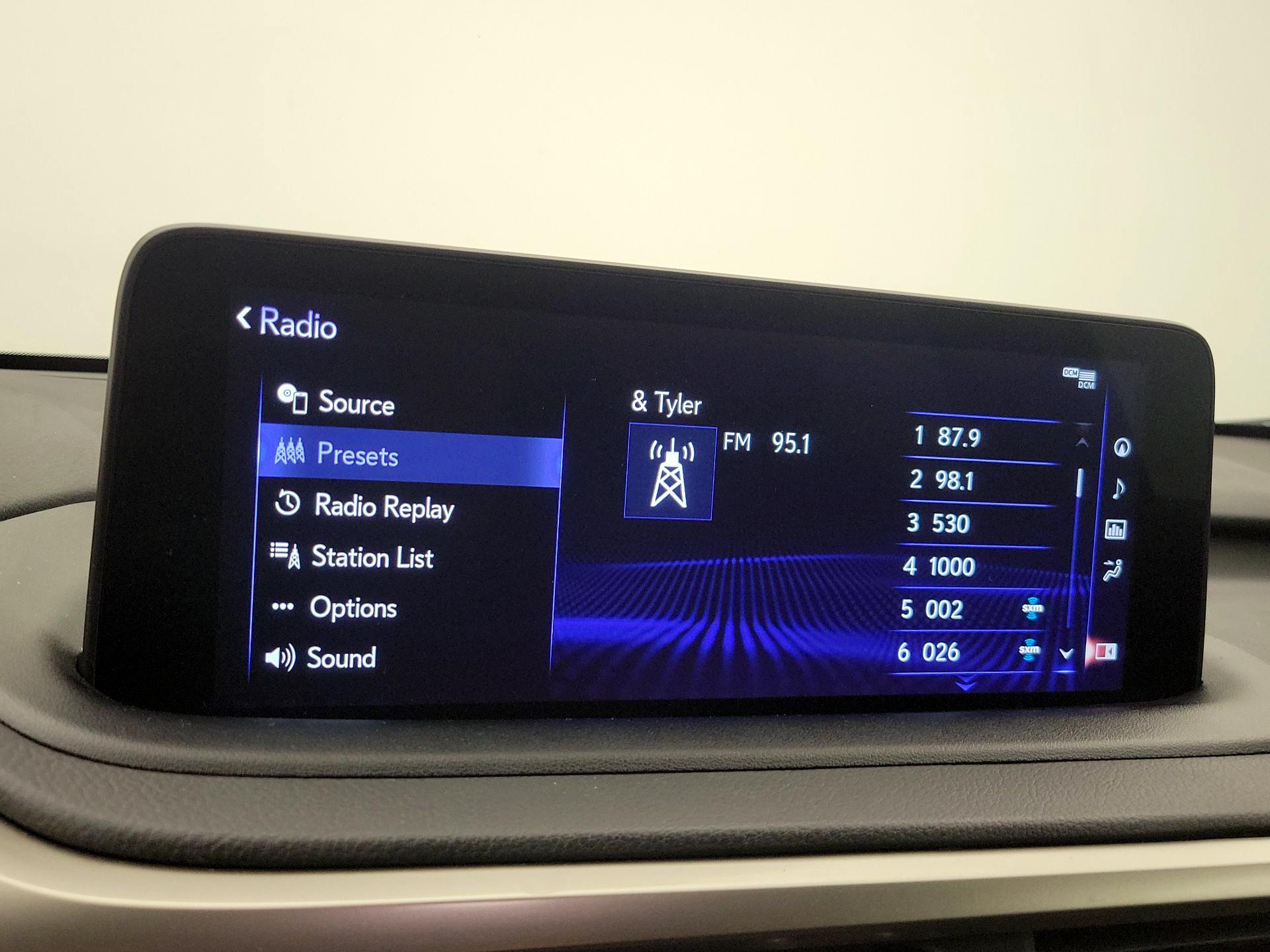 Thumbnail: 2022 Lexus RX - 16