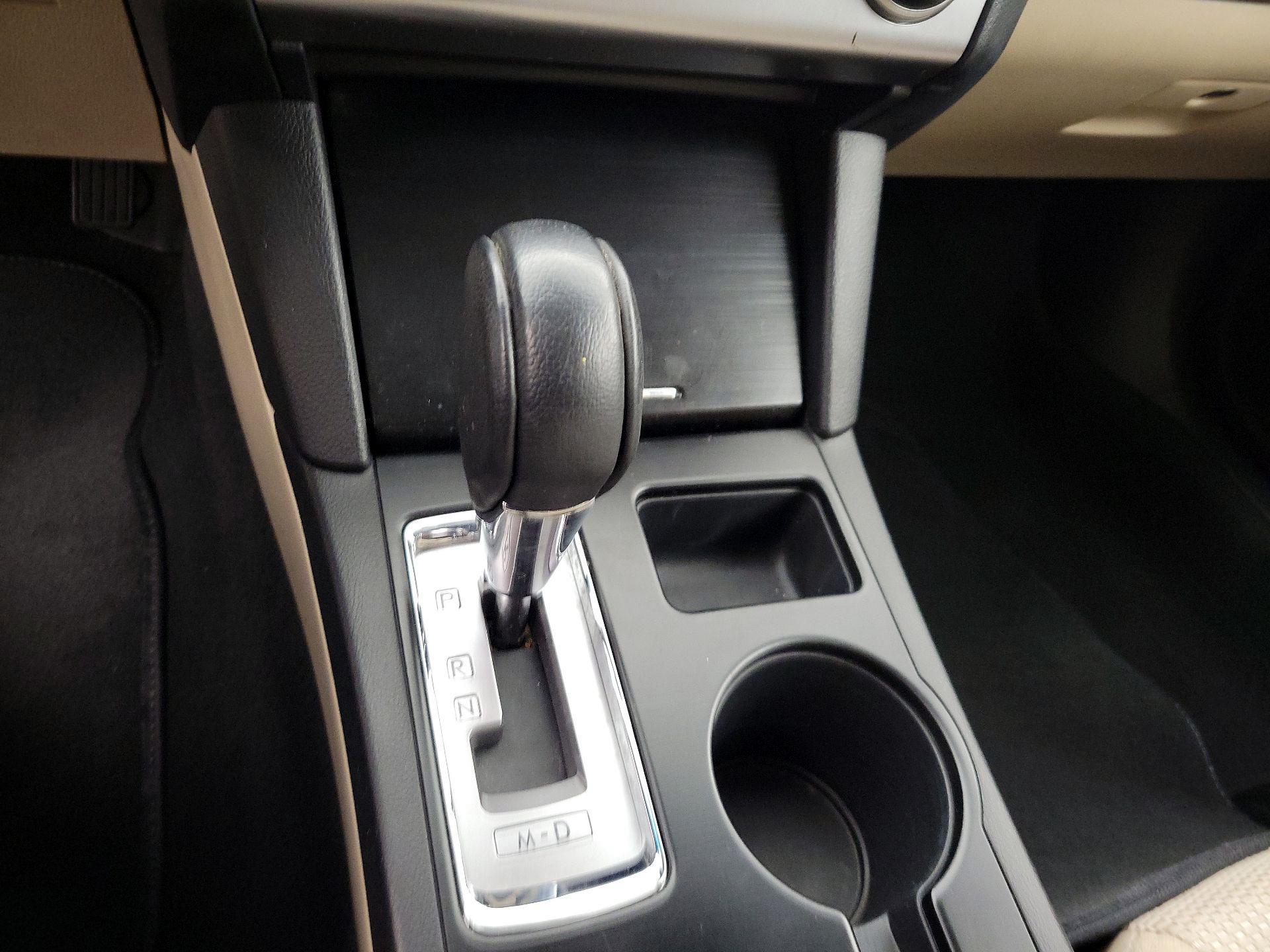 Thumbnail: 2015 Subaru Outback - 17