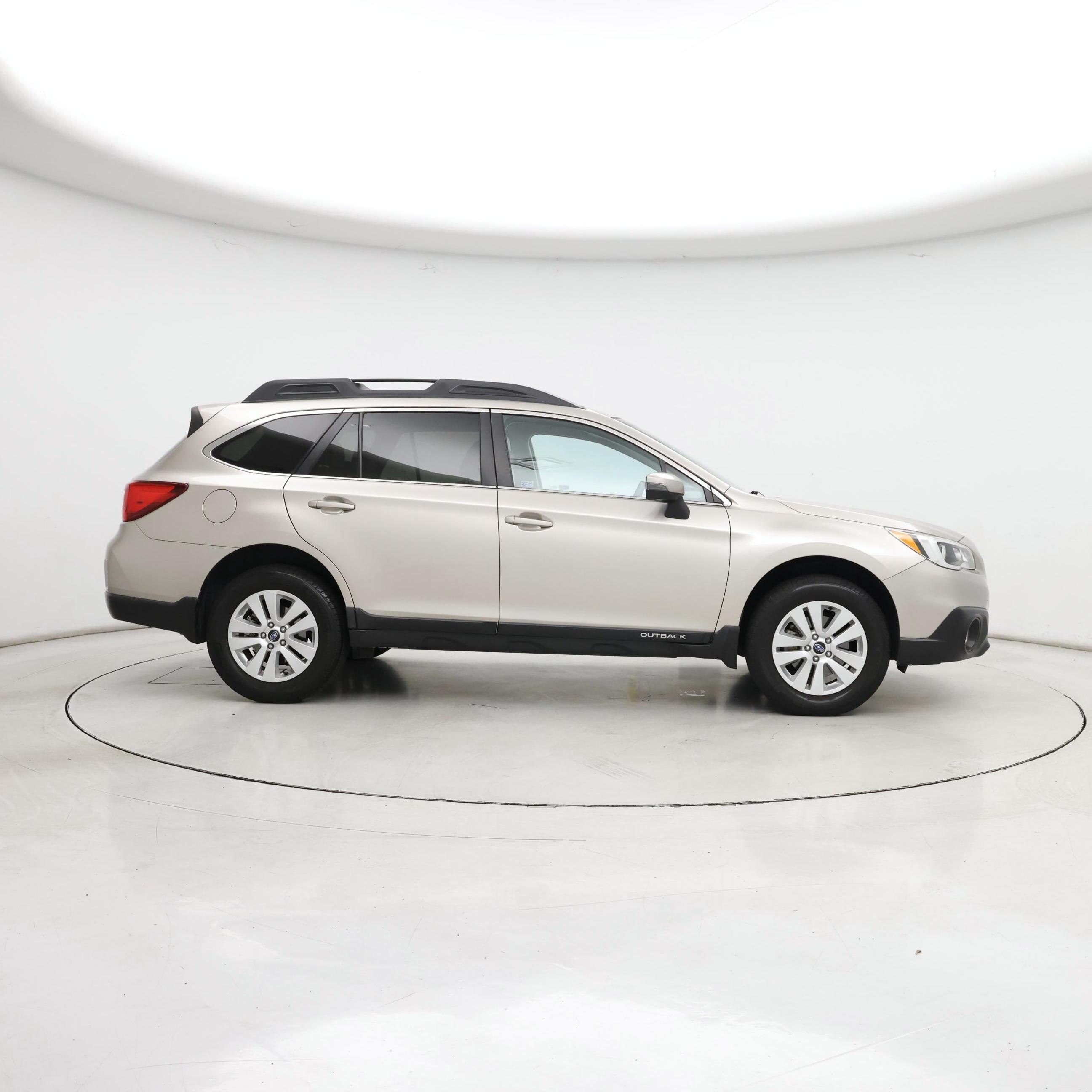 Thumbnail: 2015 Subaru Outback - 7