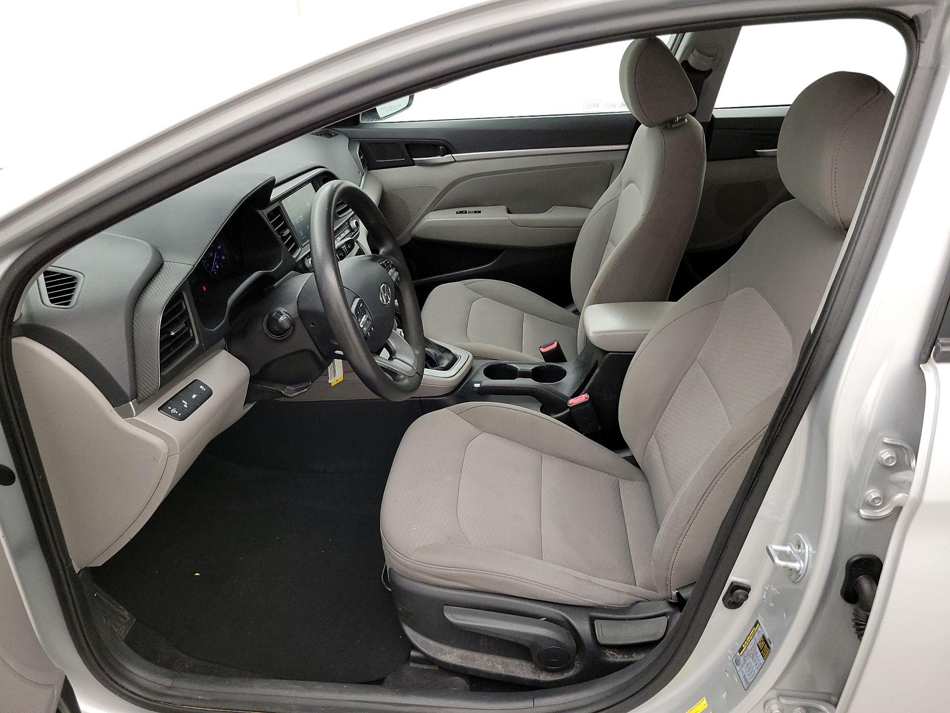 Thumbnail: 2019 Hyundai Elantra - 11