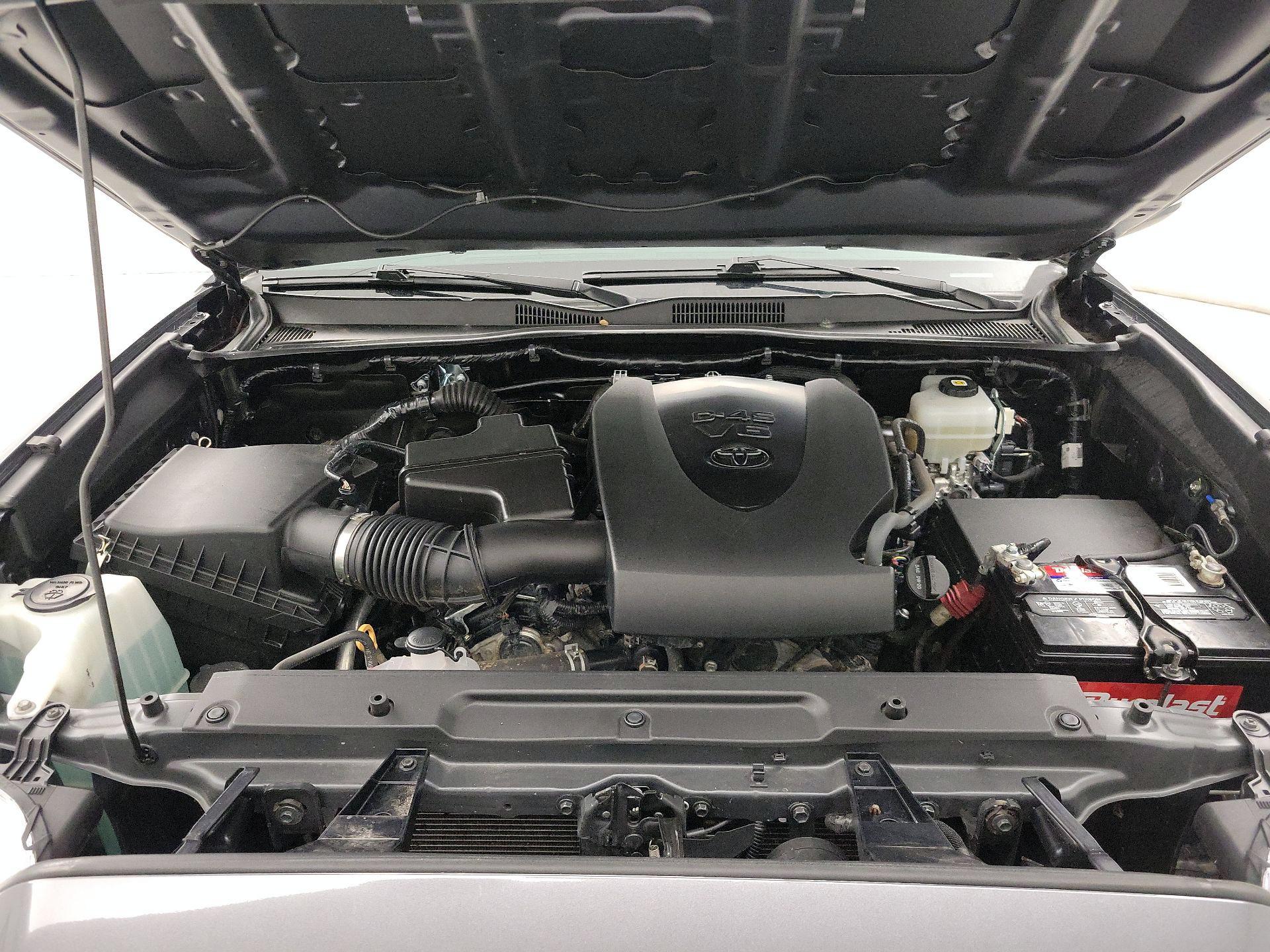 Thumbnail: 2021 Toyota Tacoma - 20