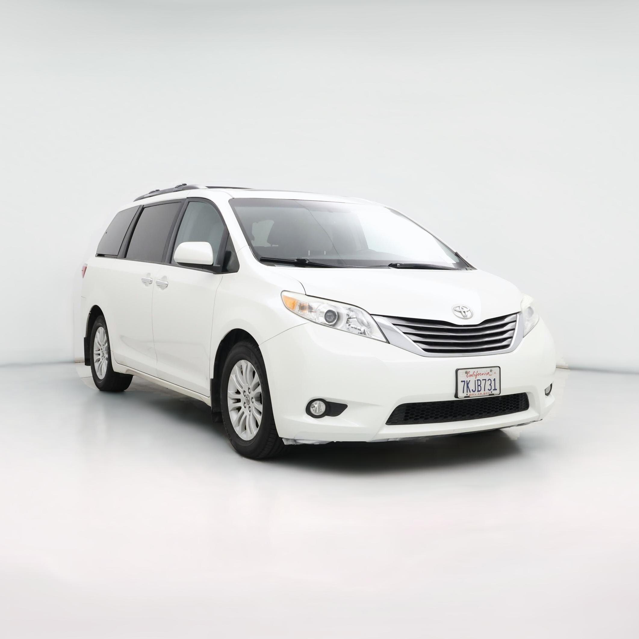 Thumbnail: 2015 Toyota Sienna - 1