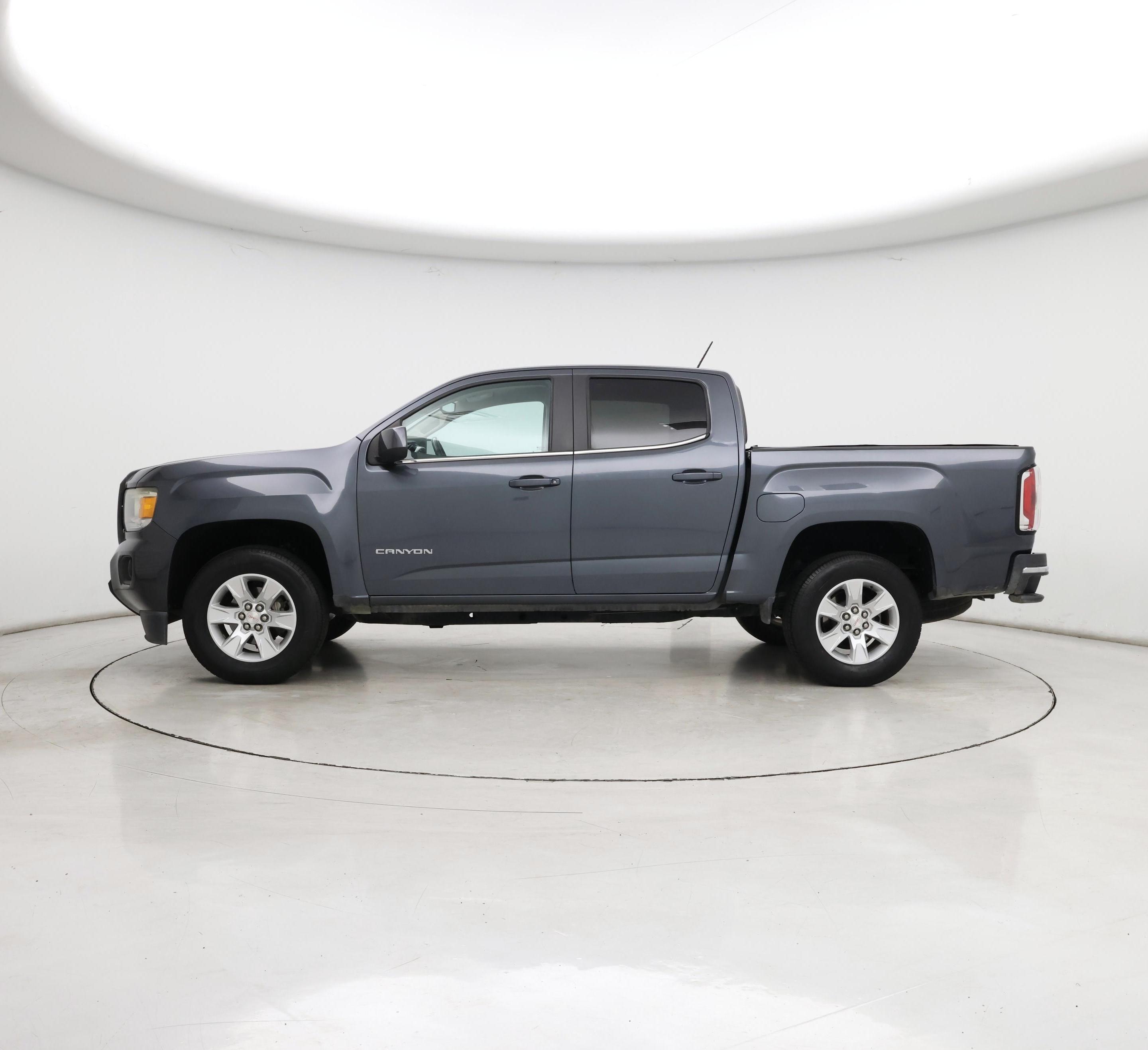 Thumbnail: 2016 GMC Canyon - 3