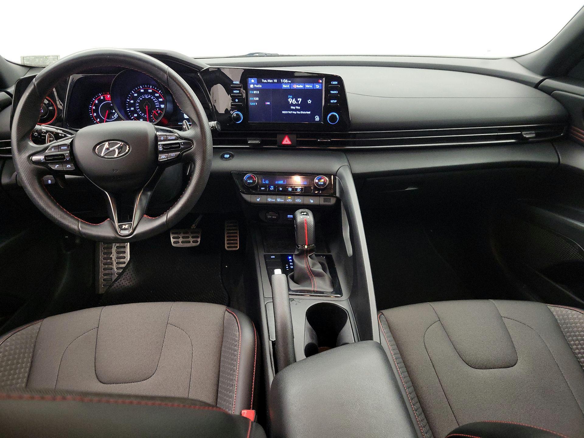 Thumbnail: 2022 Hyundai Elantra - 9