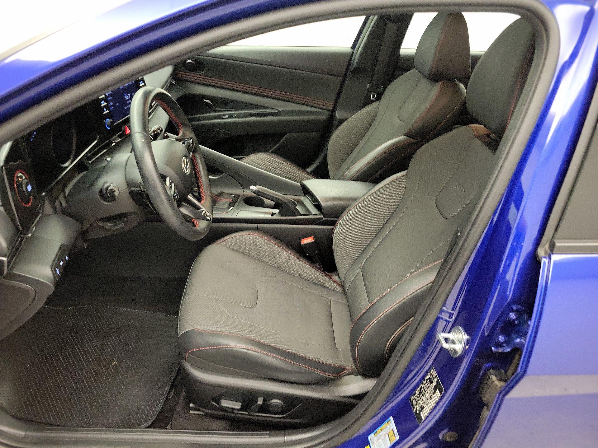 Thumbnail: 2022 Hyundai Elantra - 11