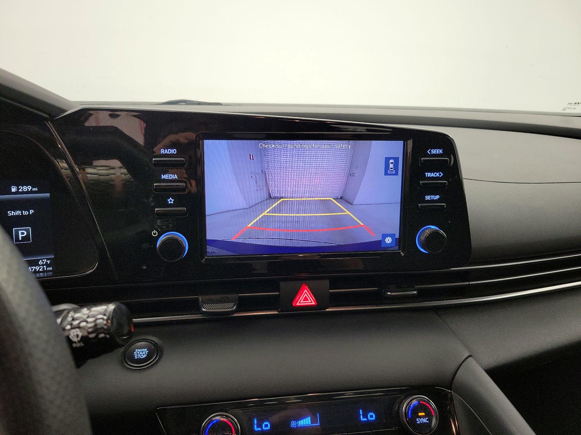 Thumbnail: 2022 Hyundai Elantra - 14