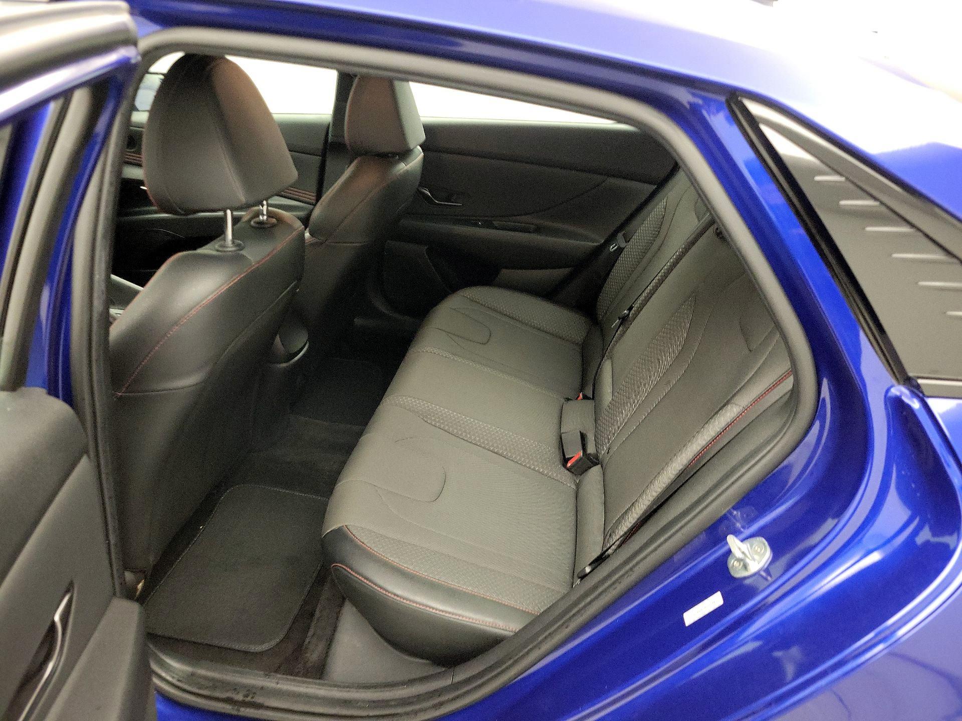 Thumbnail: 2022 Hyundai Elantra - 20