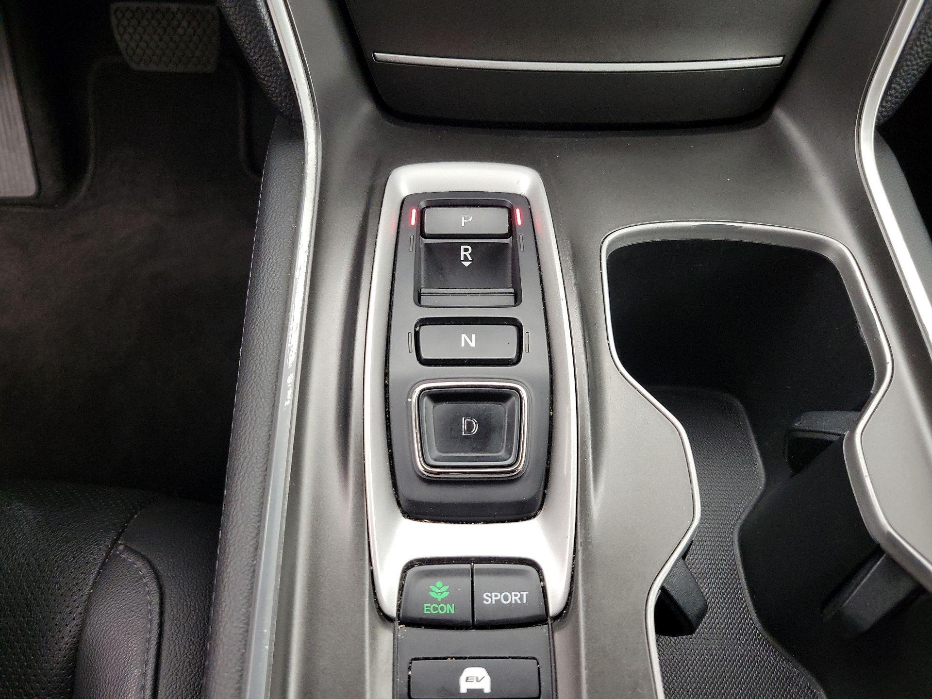 Thumbnail: 2019 Honda Accord - 17