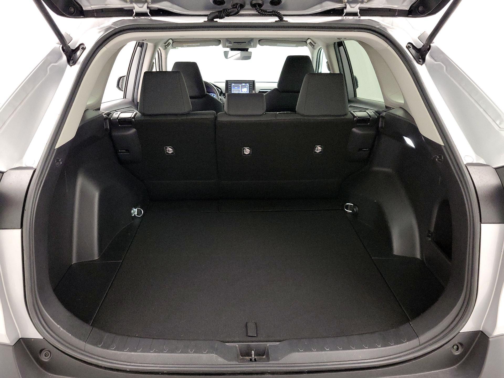 Thumbnail: 2022 Toyota RAV4 - 20