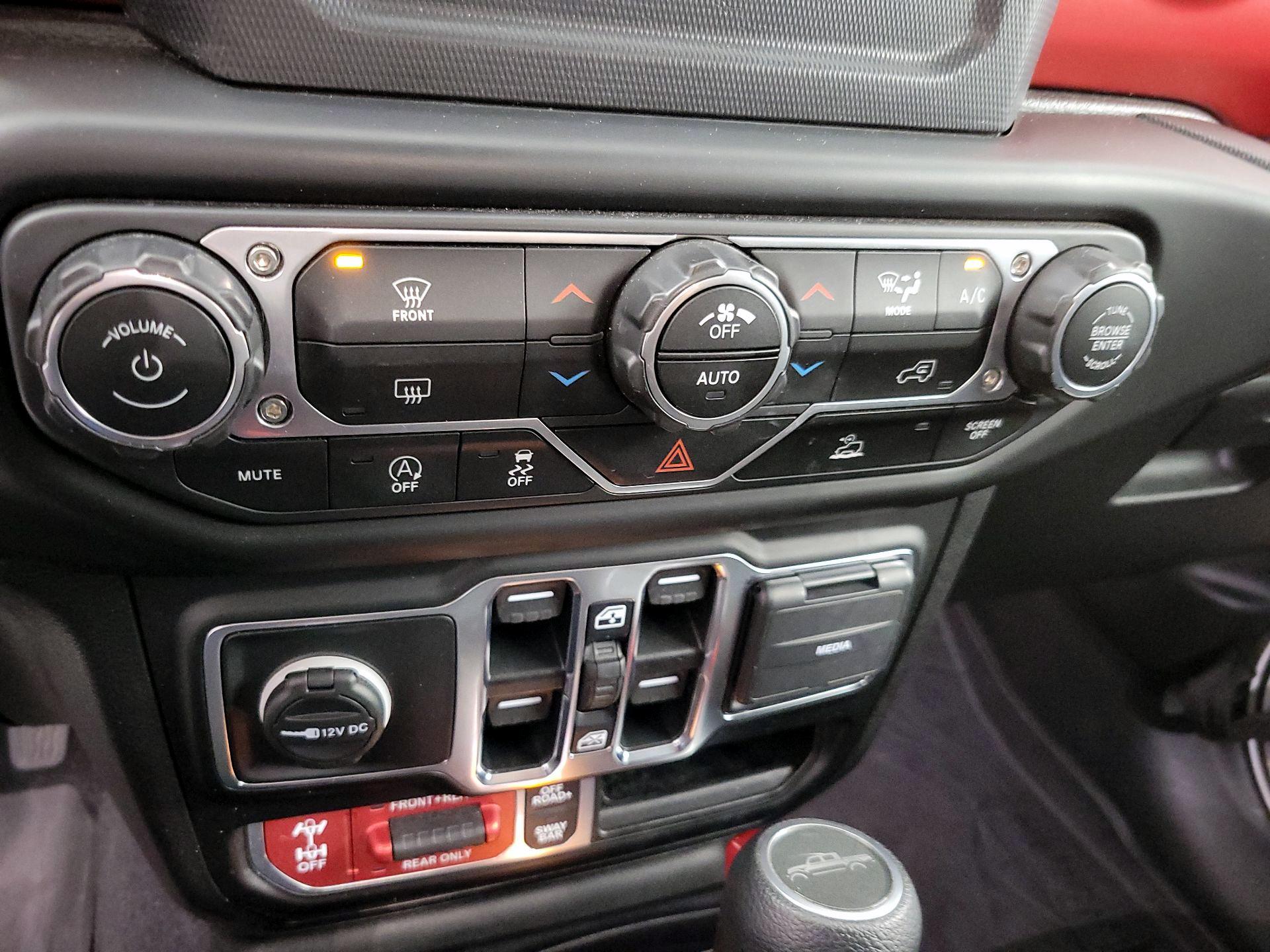 Thumbnail: 2021 Jeep Gladiator - 16