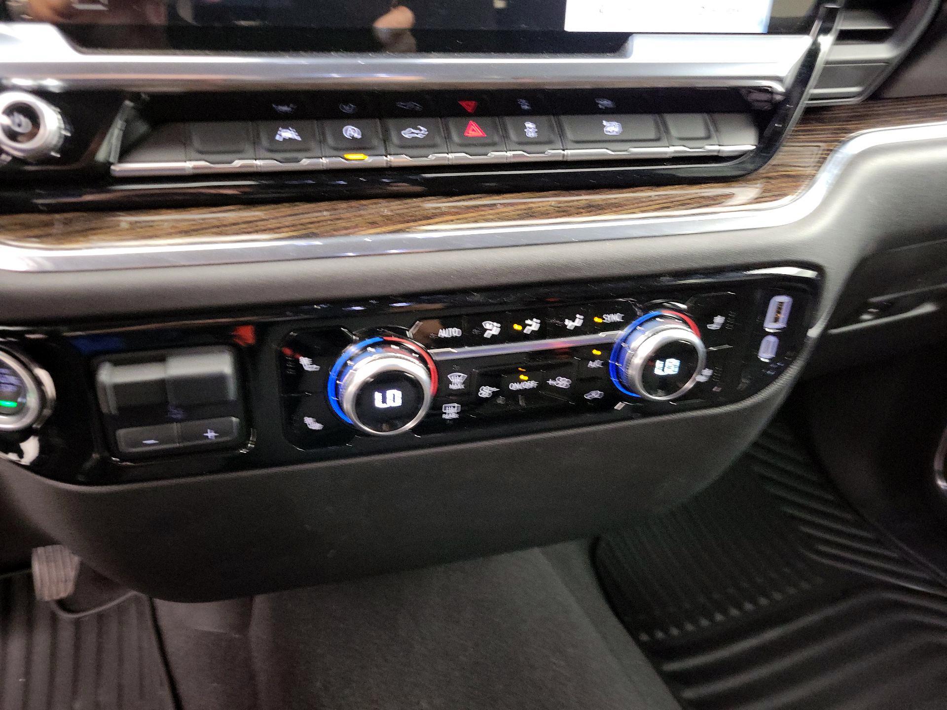 Thumbnail: 2024 GMC Sierra 1500 - 17