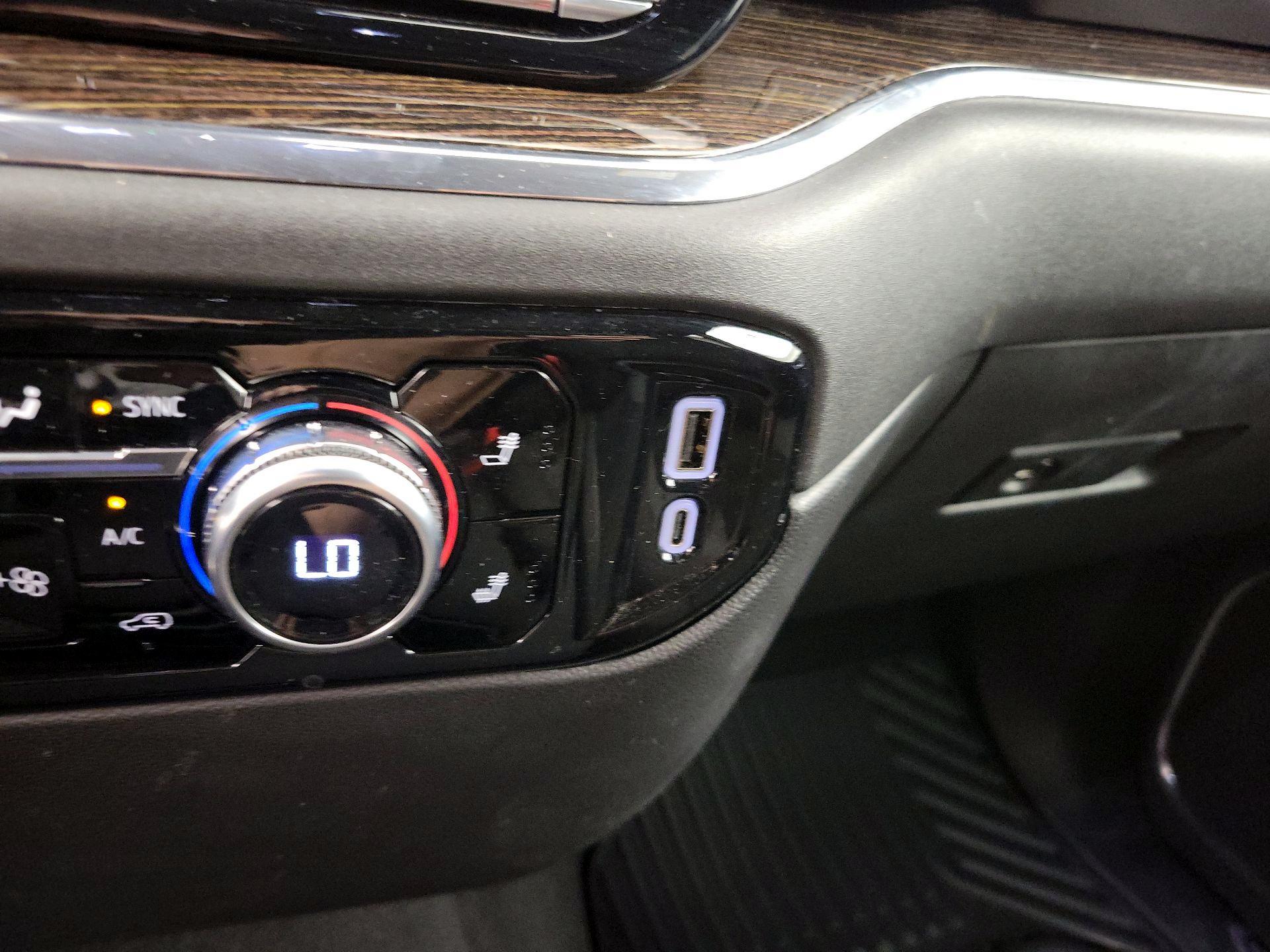 Thumbnail: 2024 GMC Sierra 1500 - 19