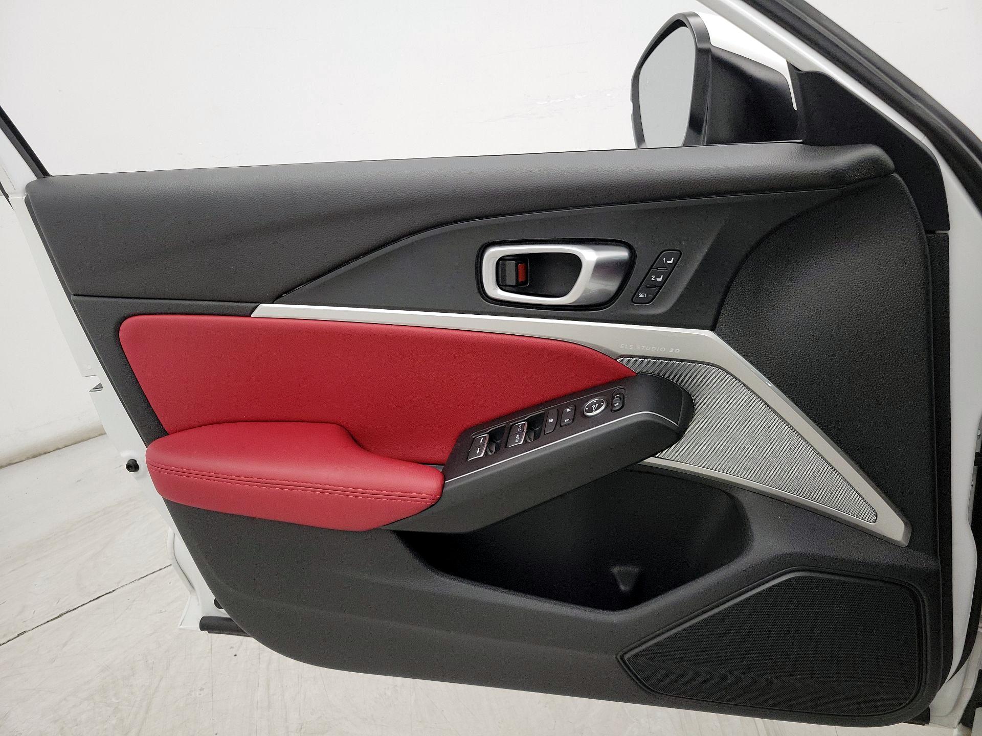 Thumbnail: 2024 Acura Integra - 12