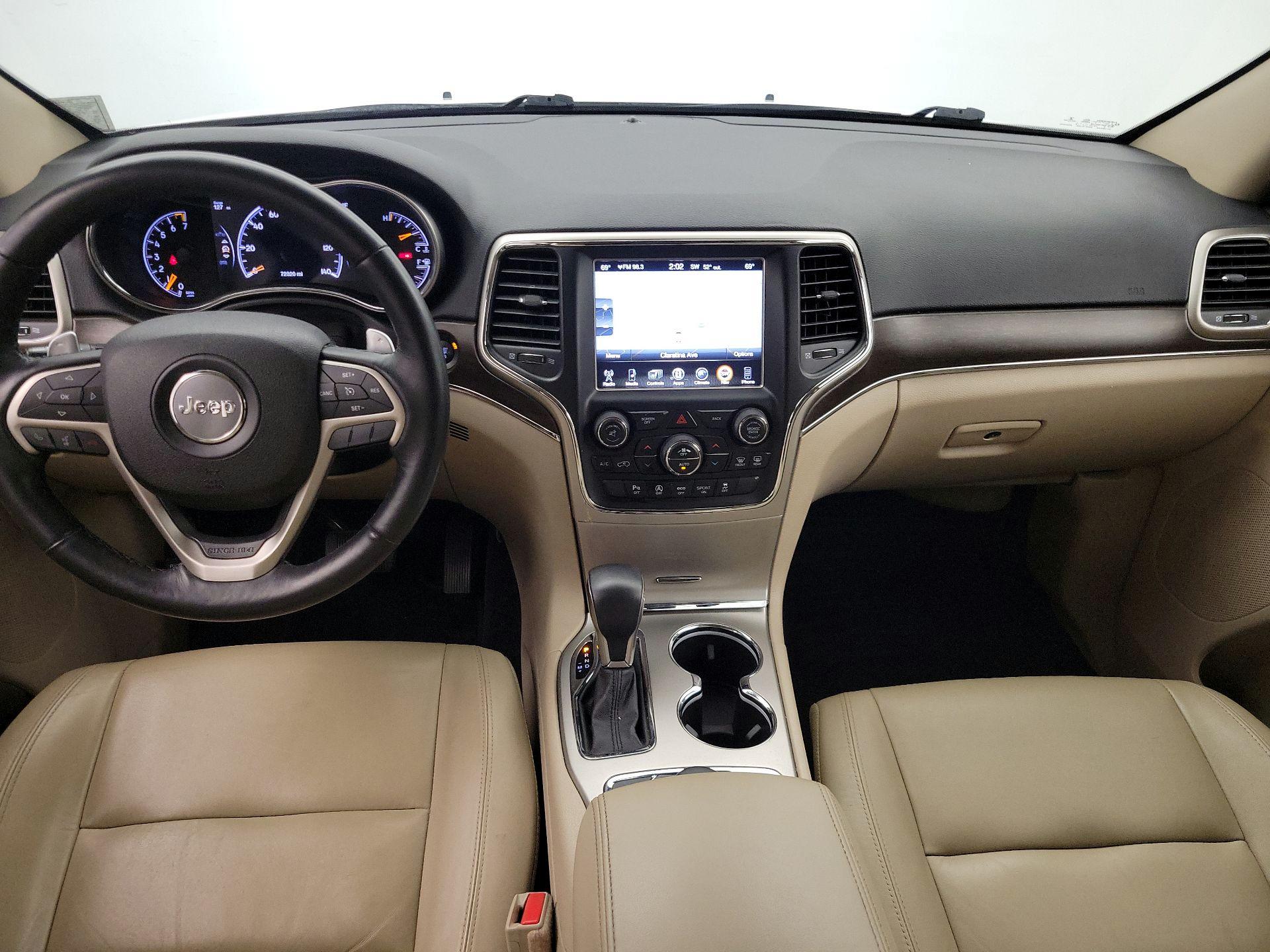 Thumbnail: 2016 Jeep Grand Cherokee - 9