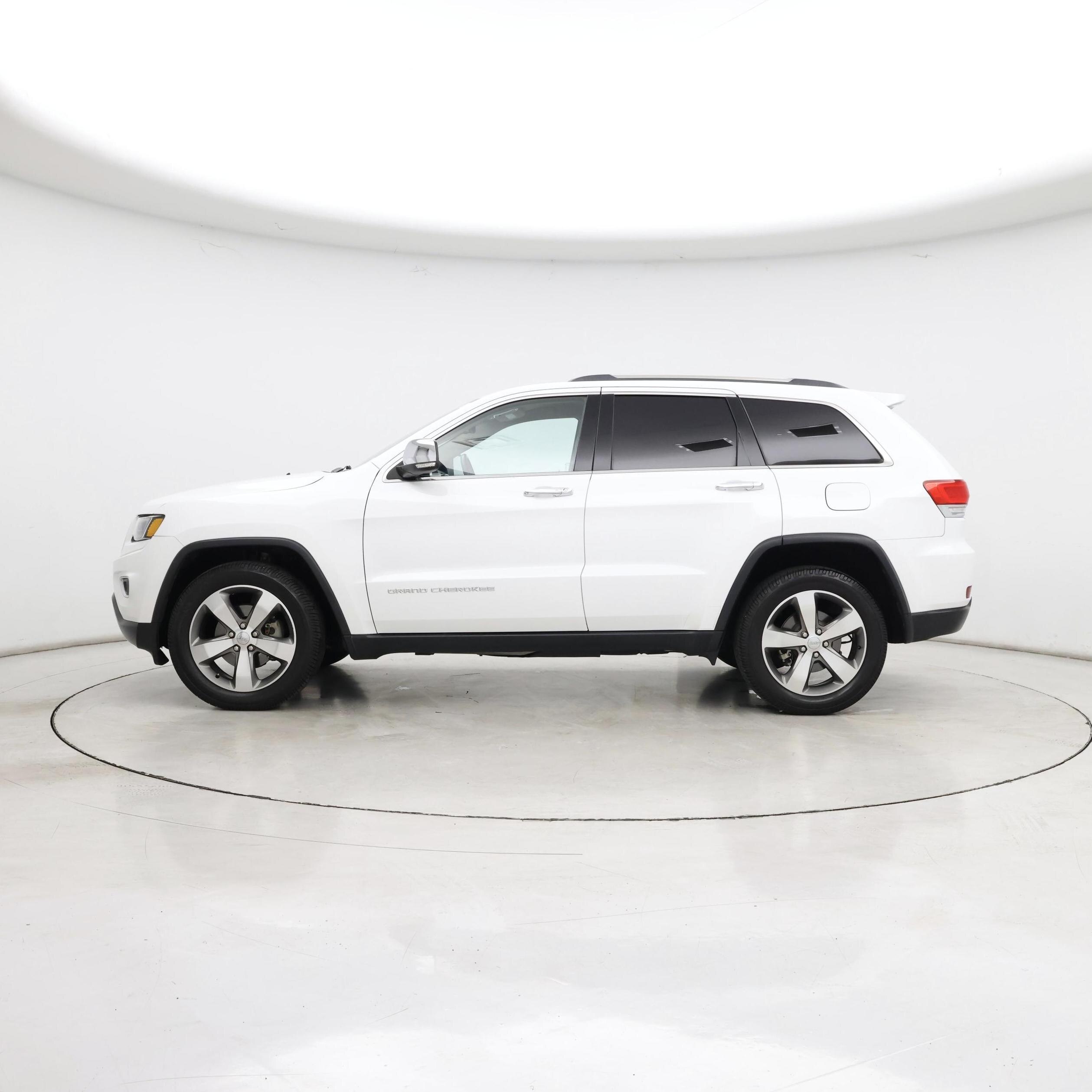 Thumbnail: 2016 Jeep Grand Cherokee - 3