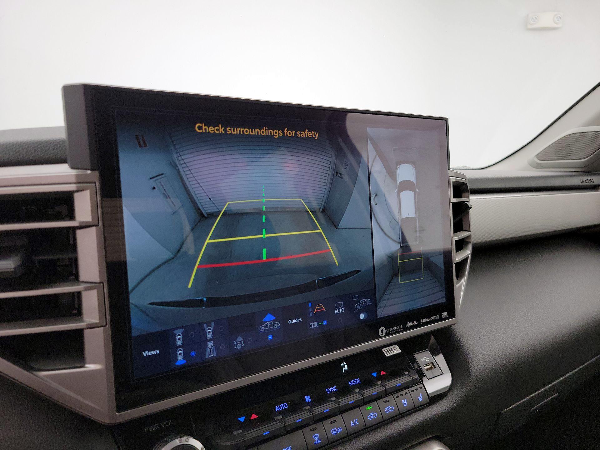 Thumbnail: 2022 Toyota Tundra - 14