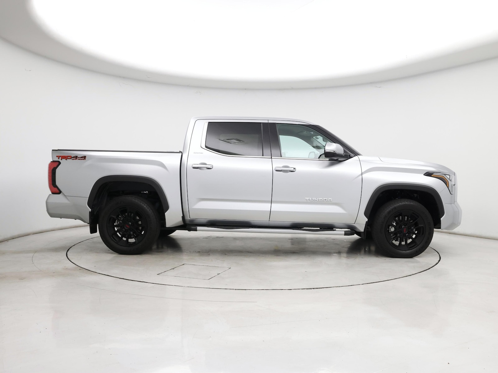 2022 Toyota Tundra Limited - Photo 8