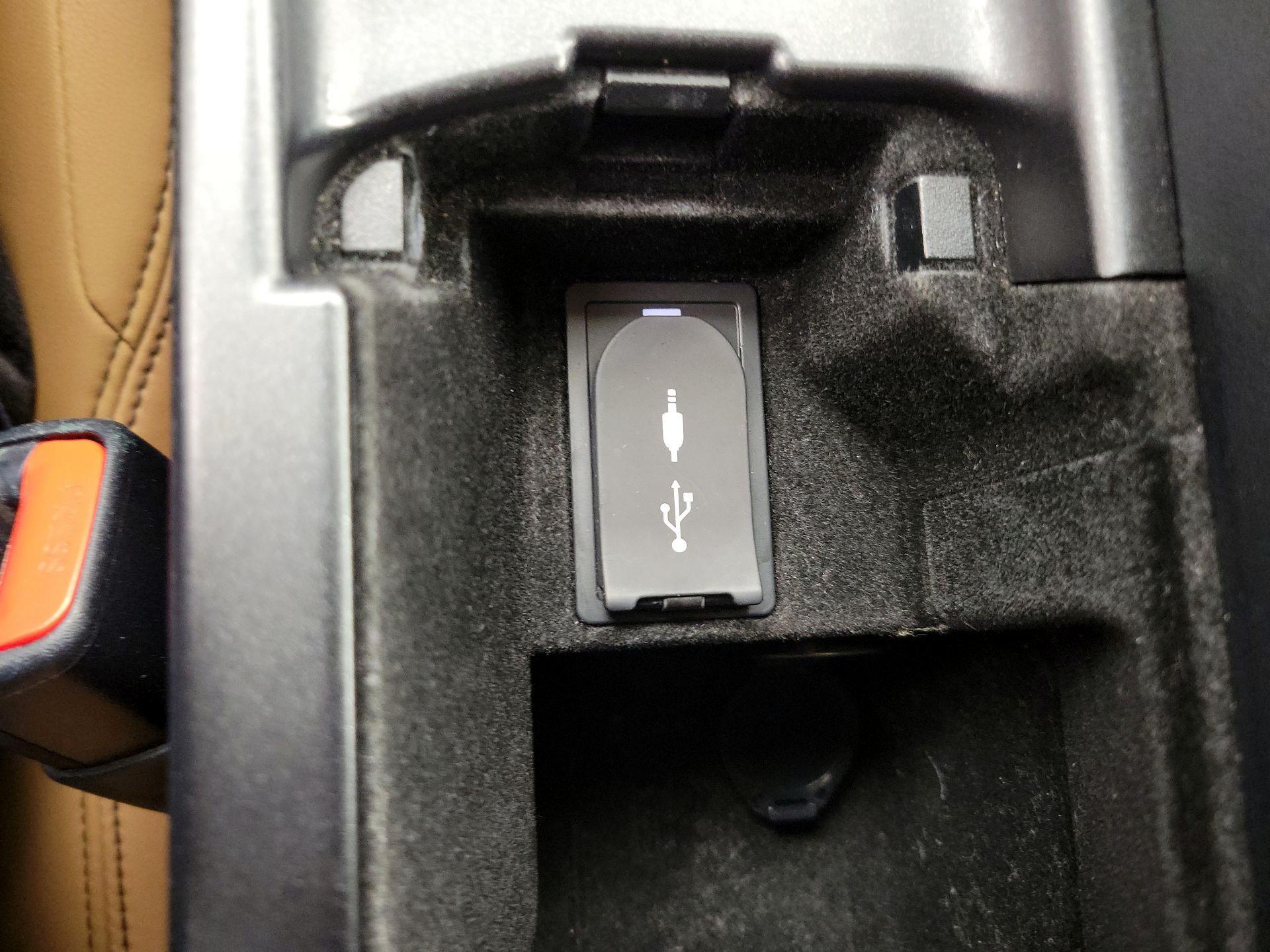 Thumbnail: 2020 Lexus IS - 18