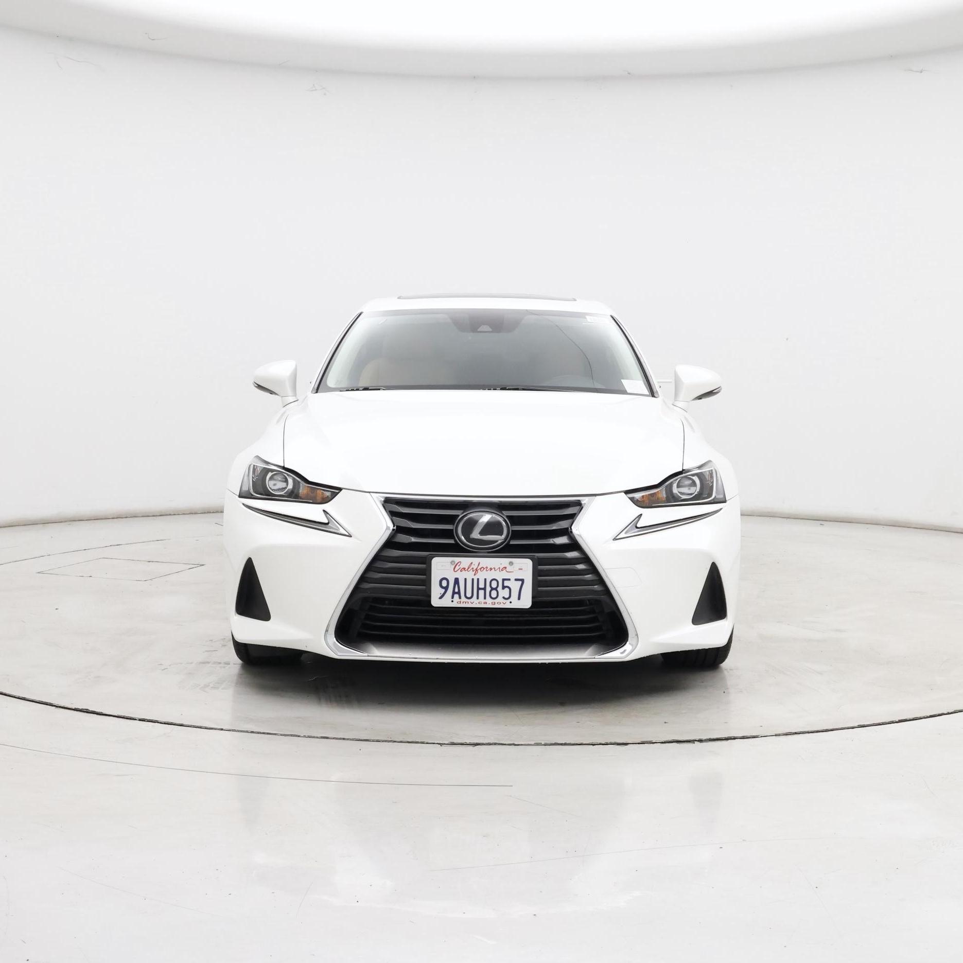 Thumbnail: 2020 Lexus IS - 5