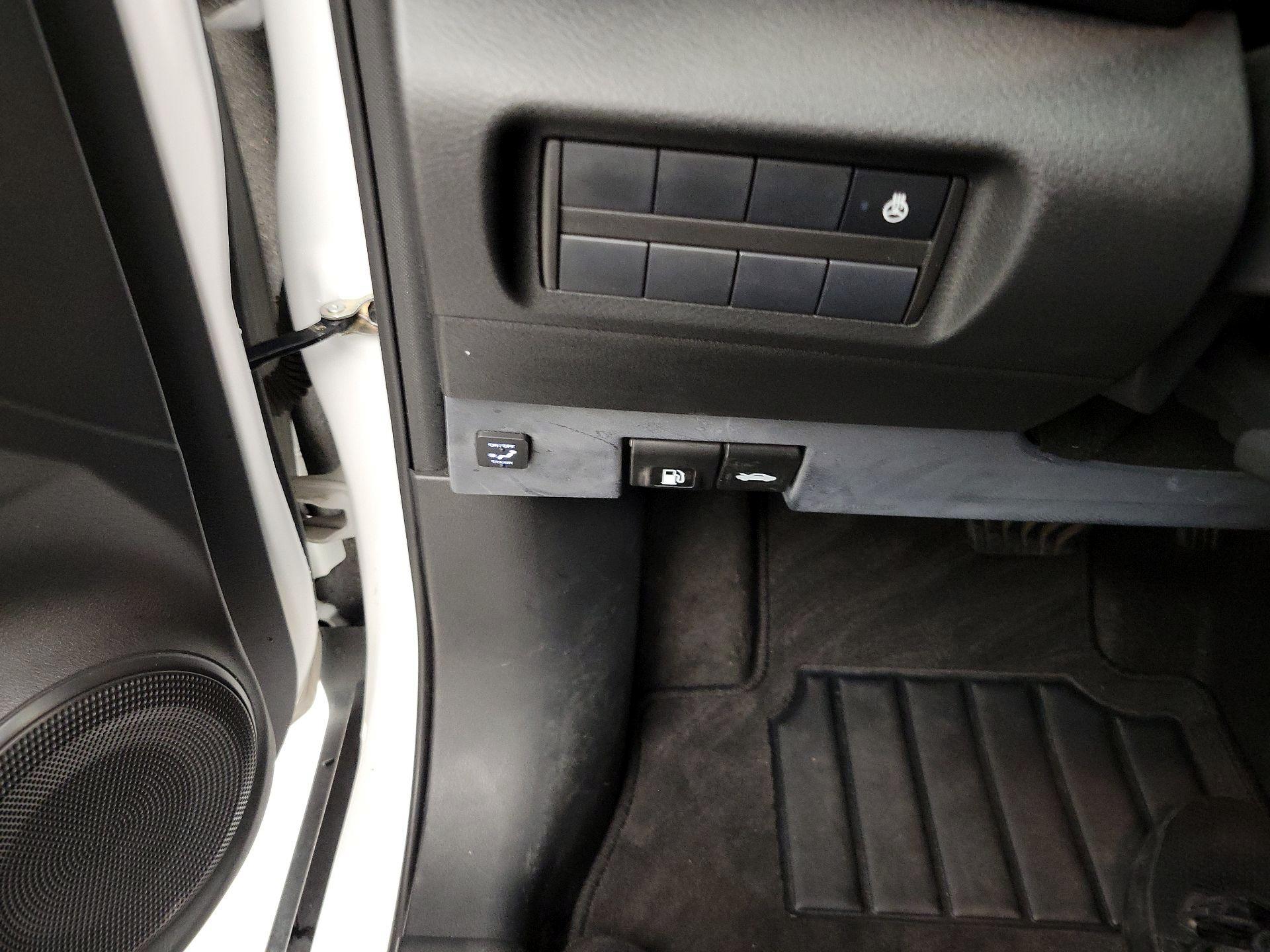 Thumbnail: 2022 Nissan Kicks - 13