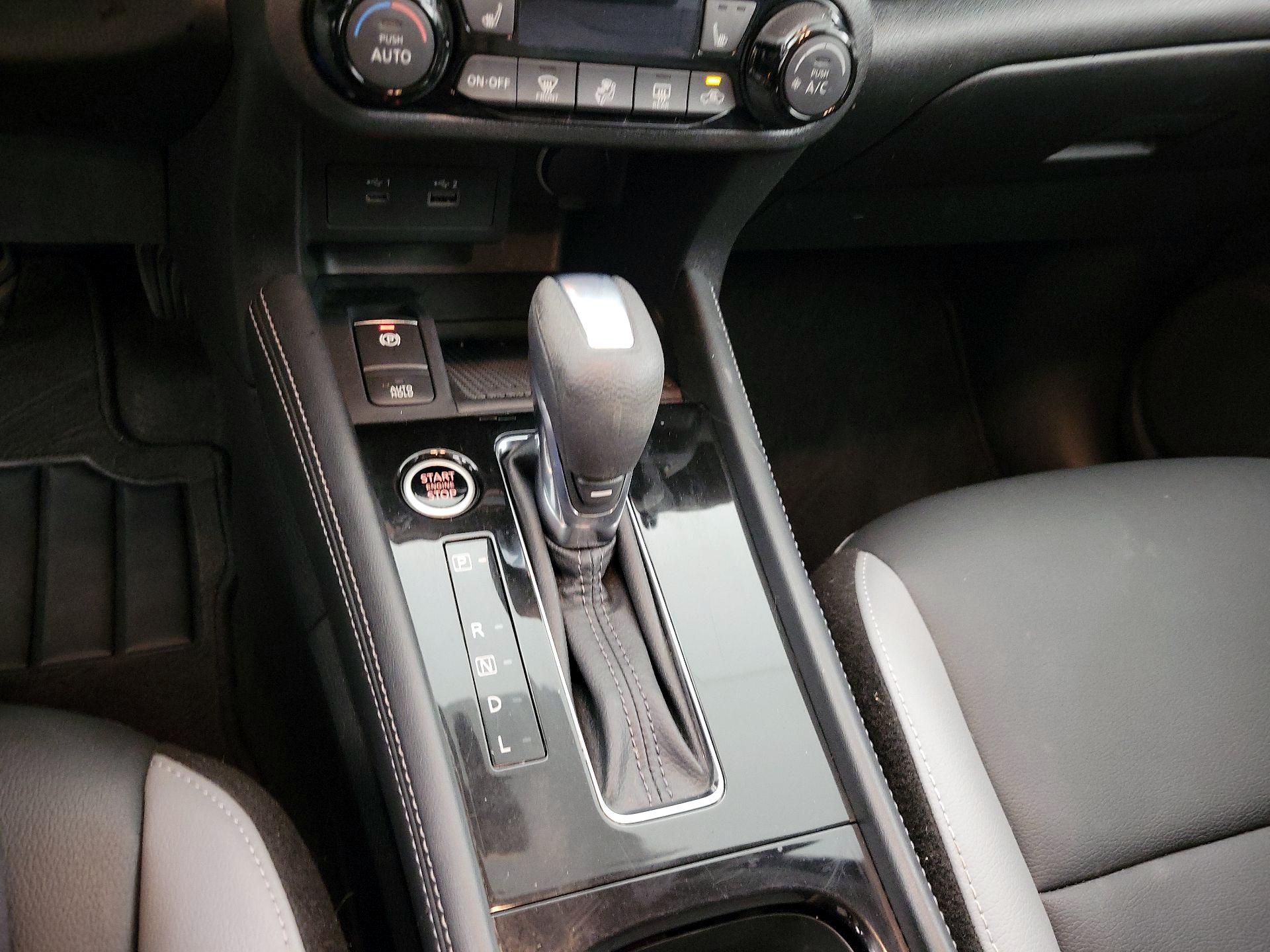 Thumbnail: 2022 Nissan Kicks - 17