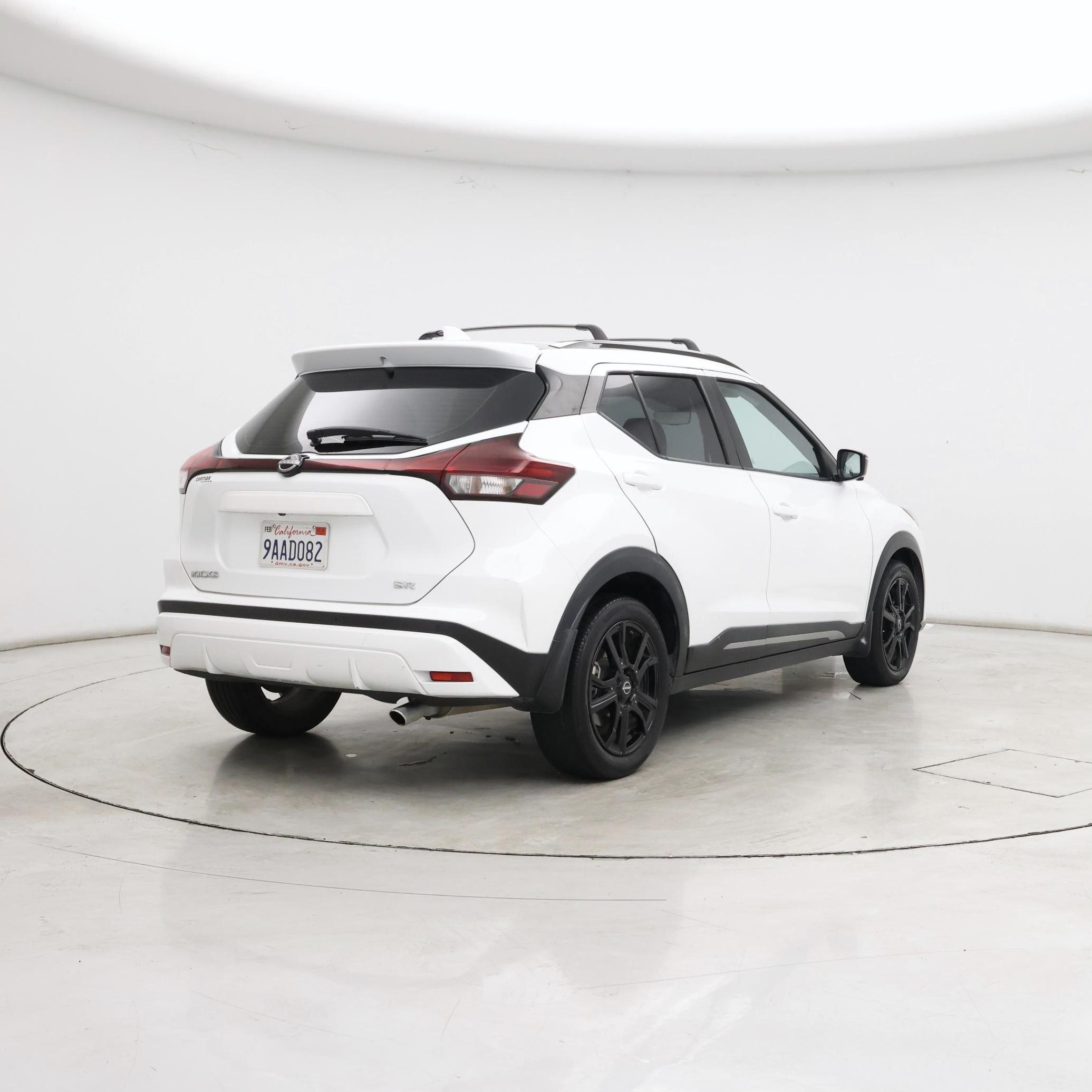 Thumbnail: 2022 Nissan Kicks - 8