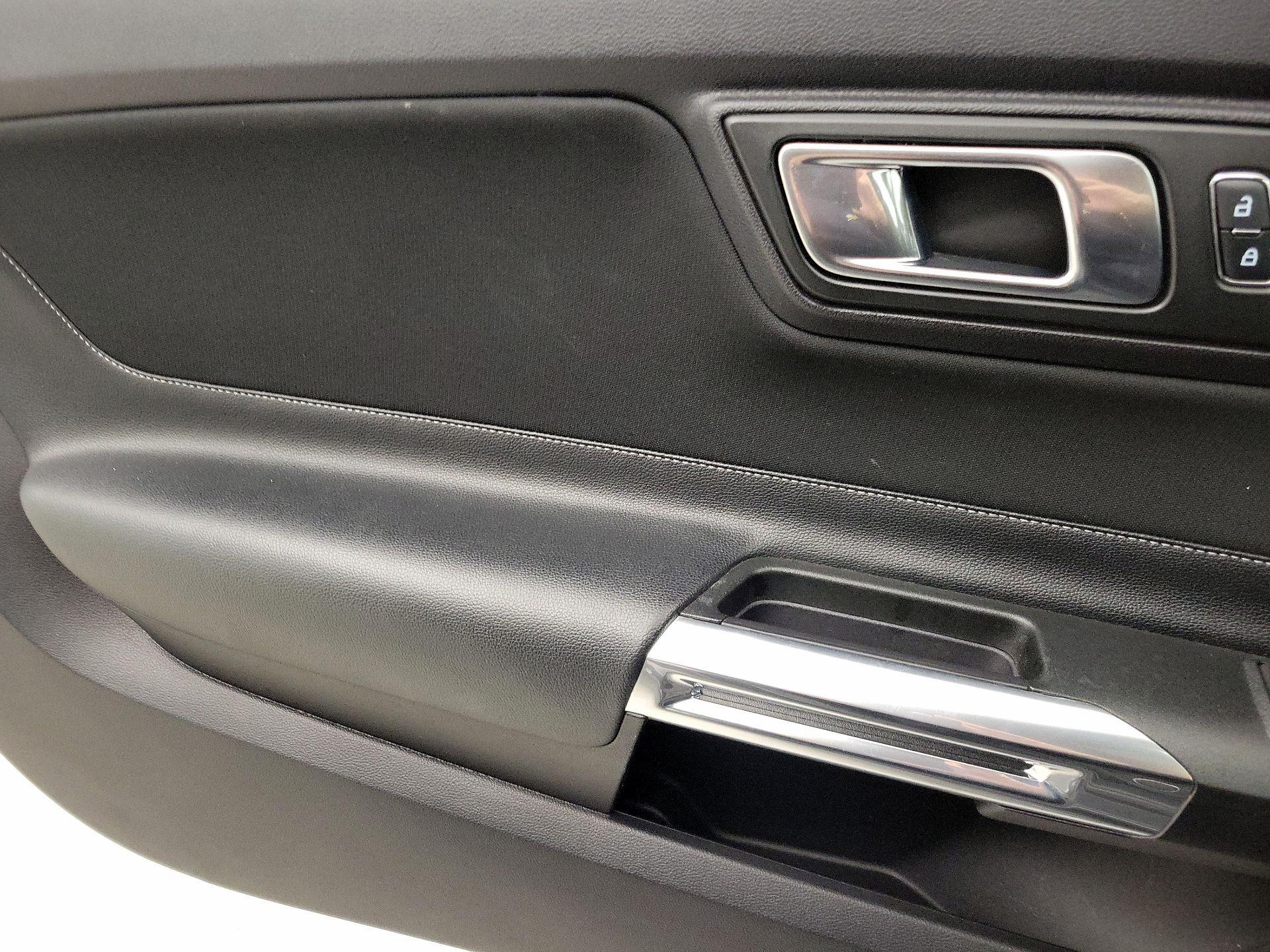 Thumbnail: 2019 Ford Mustang - 12