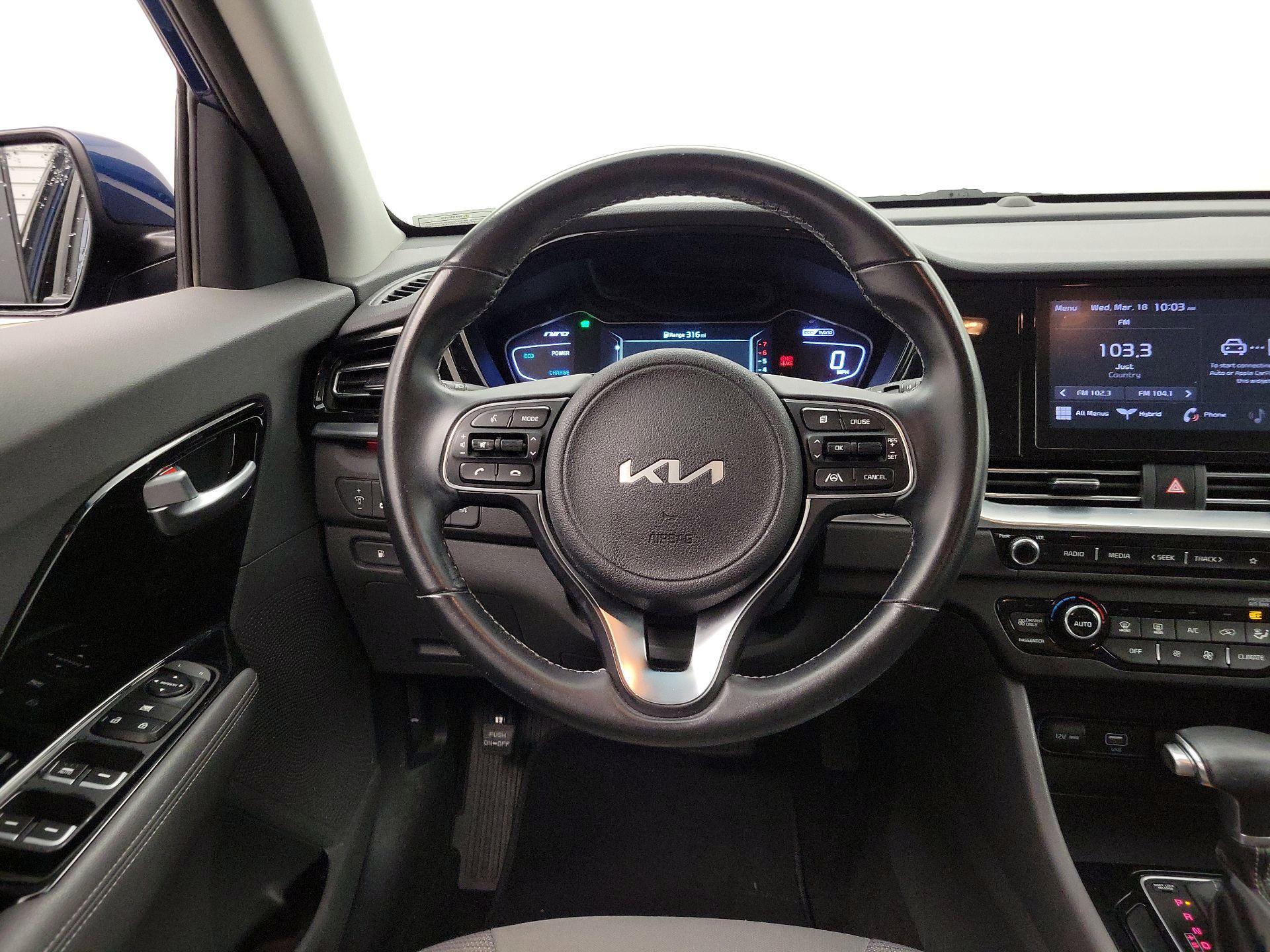 Thumbnail: 2022 Kia Niro - 10