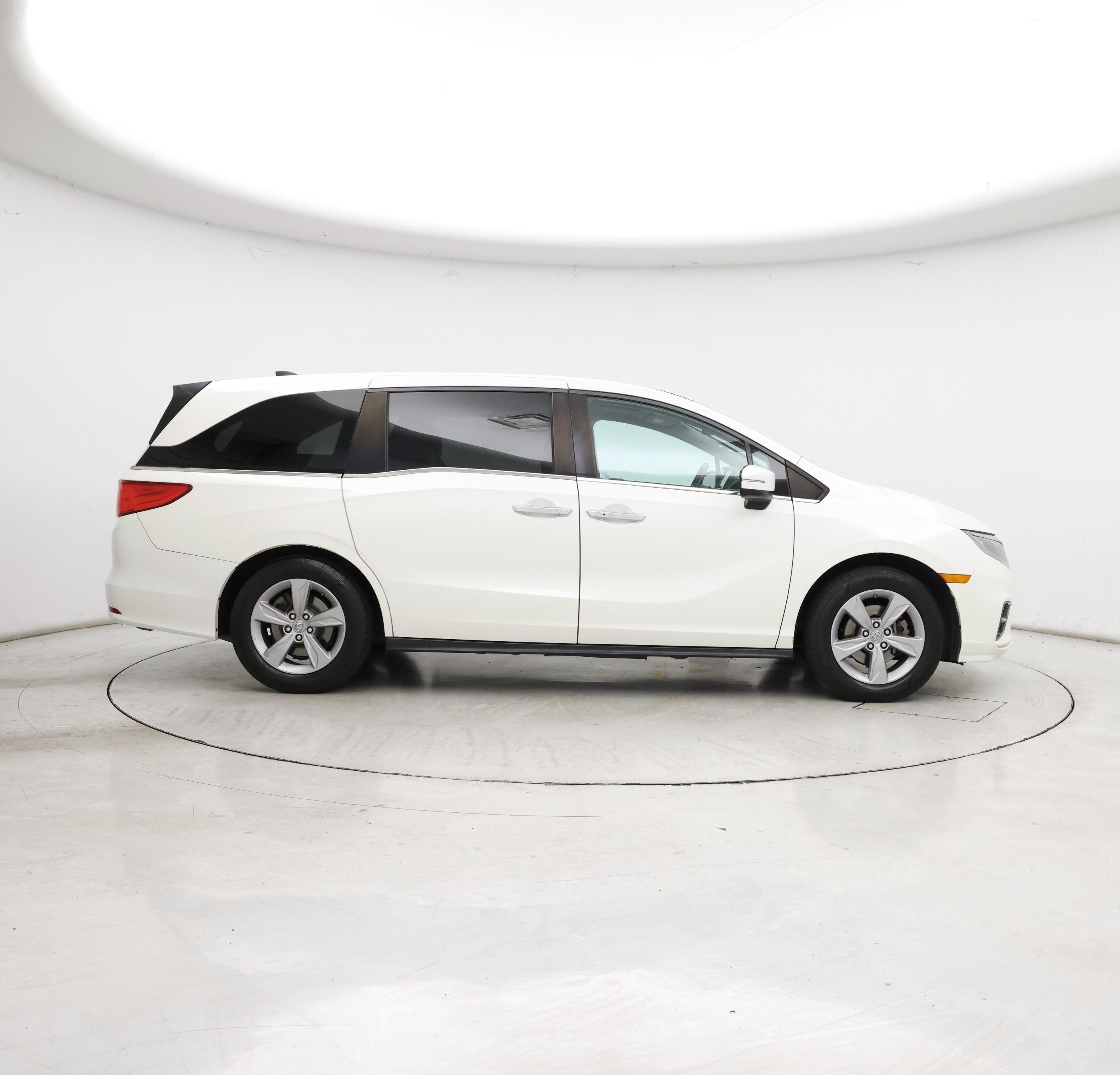 Thumbnail: 2019 Honda Odyssey - 7