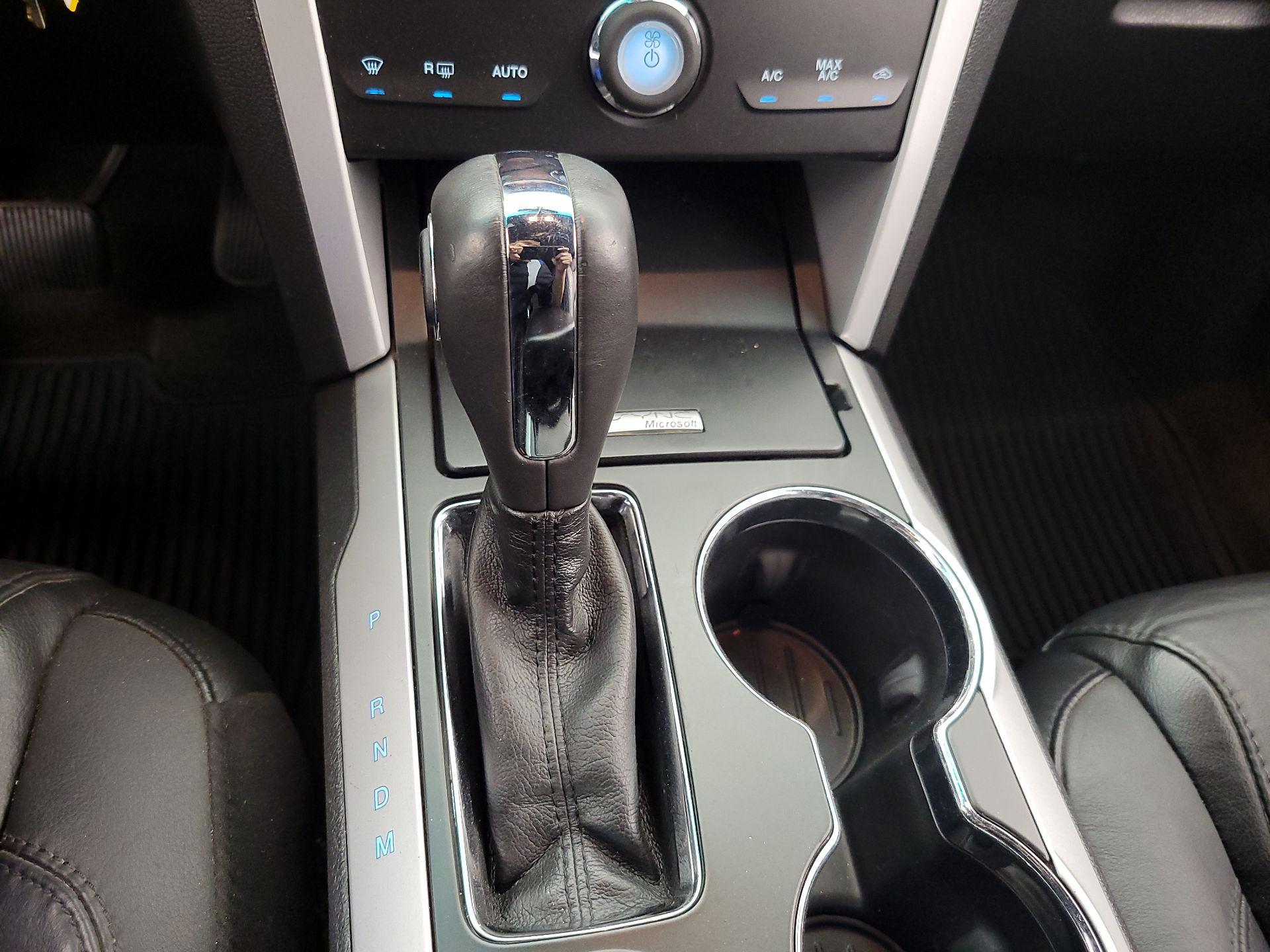 Thumbnail: 2014 Ford Explorer - 18