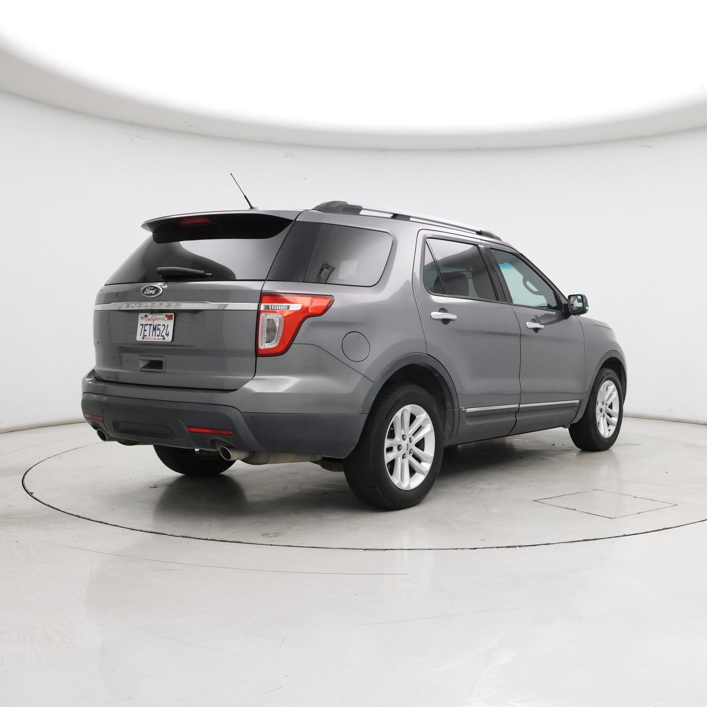 Thumbnail: 2014 Ford Explorer - 8