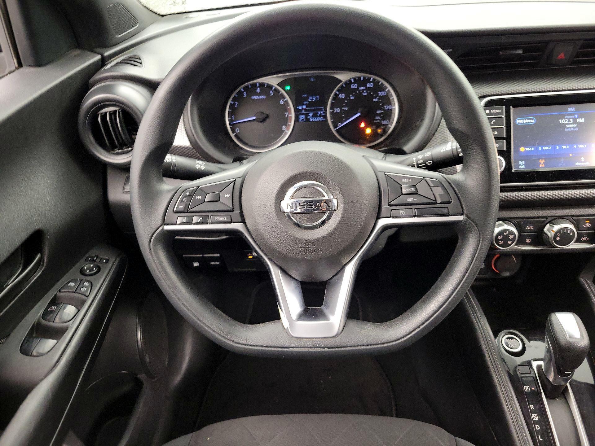 Thumbnail: 2019 Nissan Kicks - 10