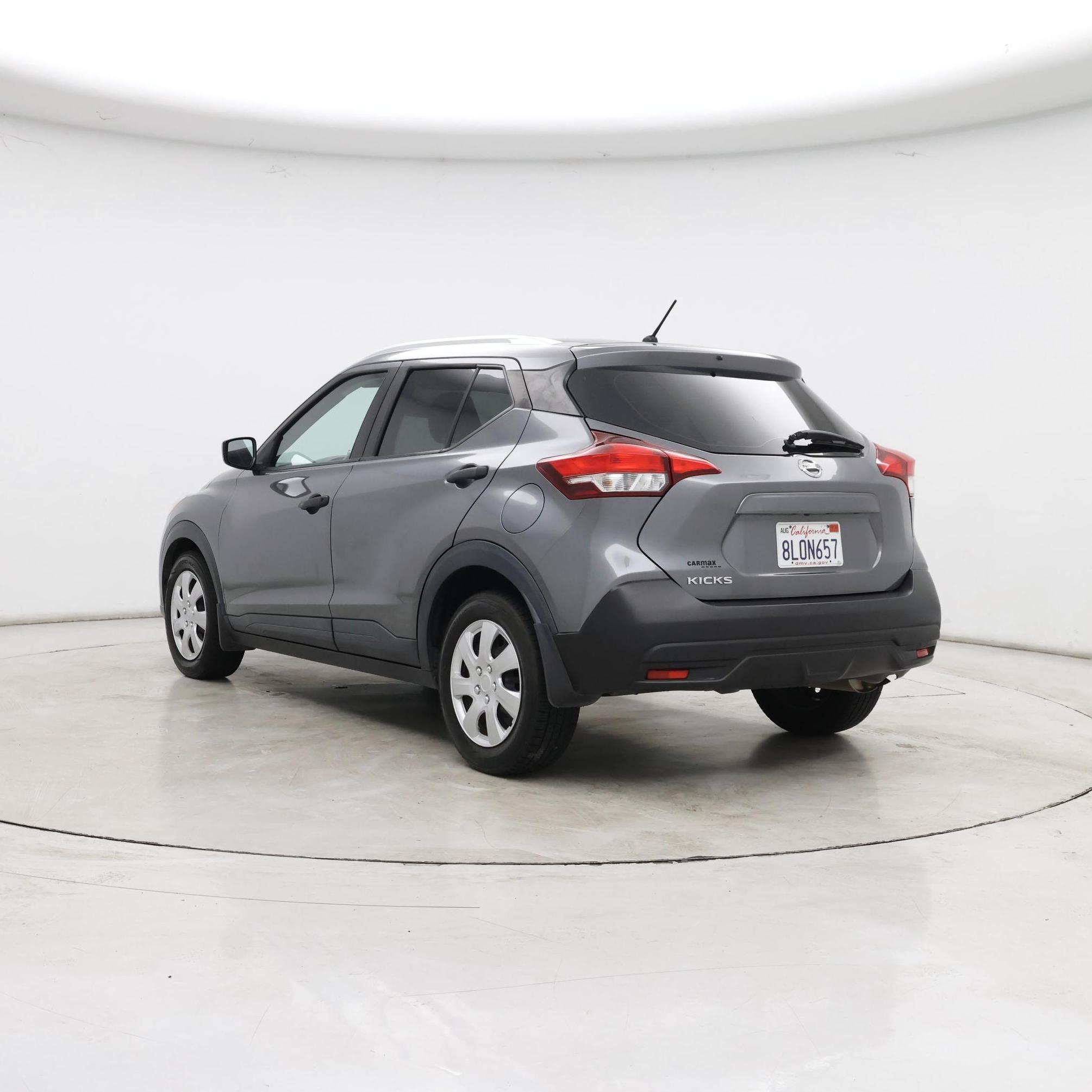 Thumbnail: 2019 Nissan Kicks - 2