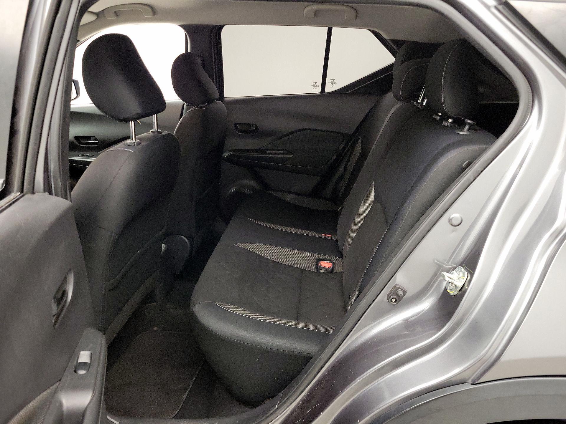 Thumbnail: 2019 Nissan Kicks - 19