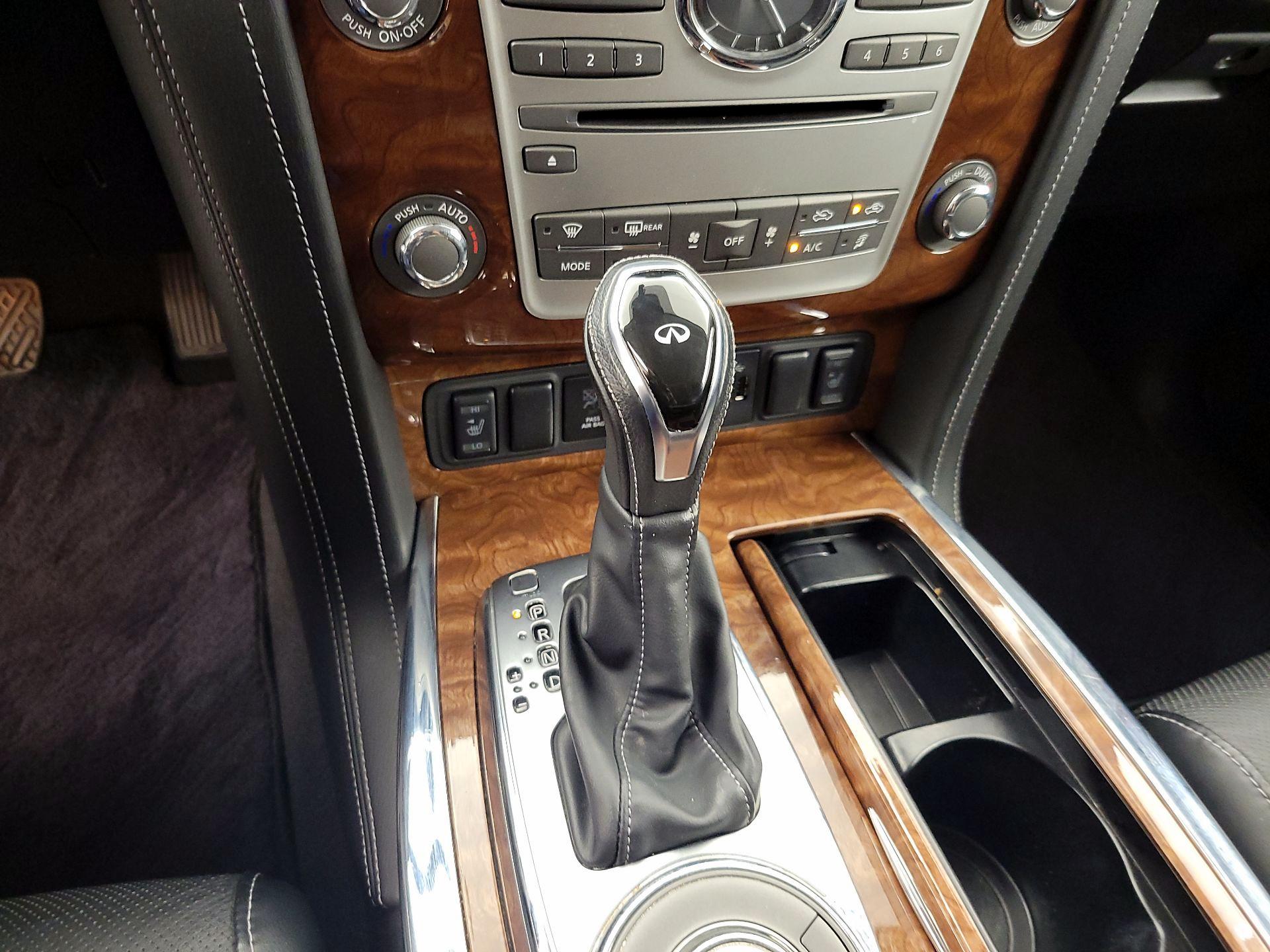 Thumbnail: 2018 INFINITI QX80 - 18