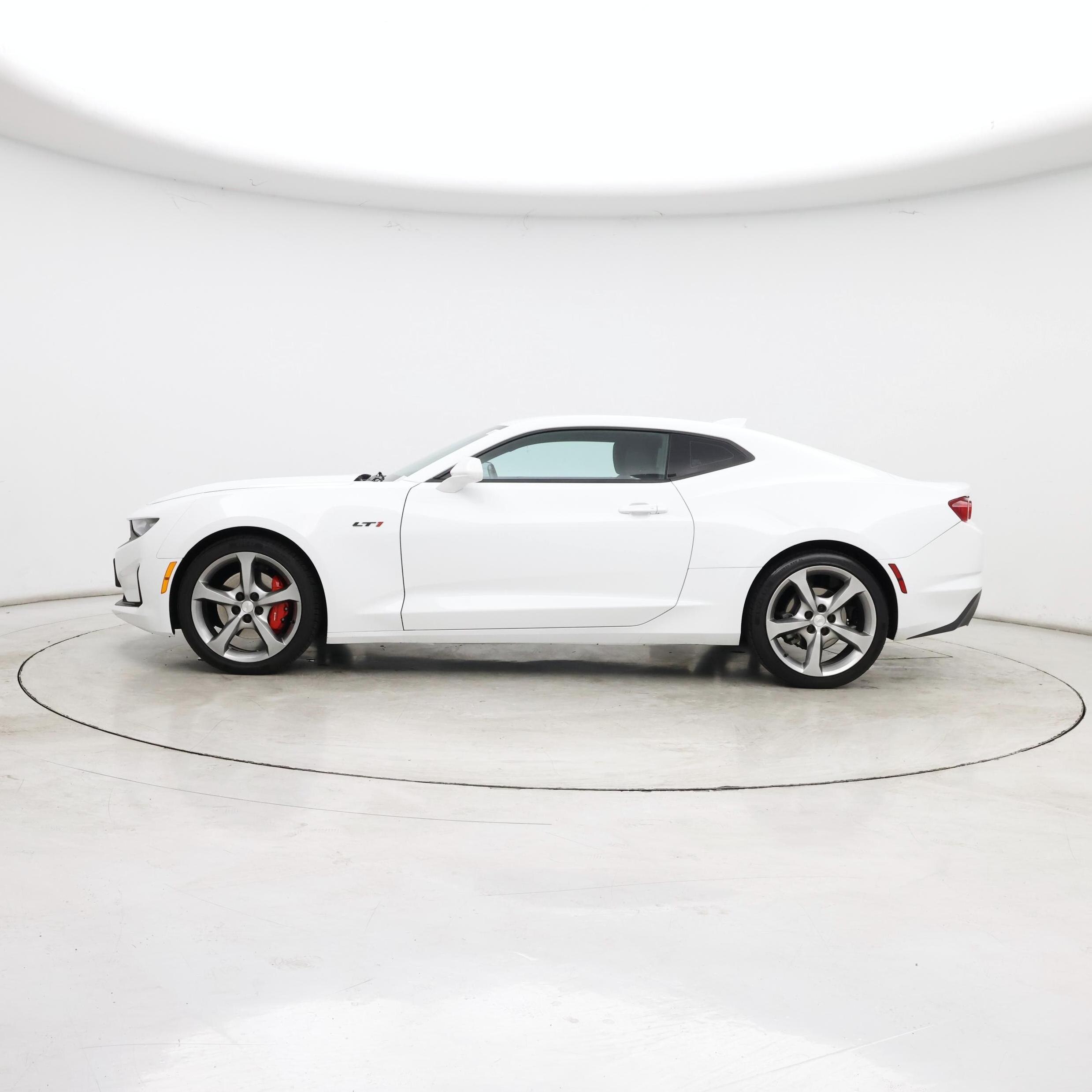 Thumbnail: 2021 Chevrolet Camaro - 3