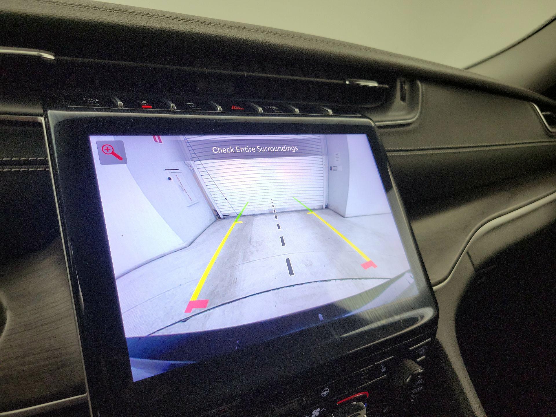 Thumbnail: 2023 Jeep Grand Cherokee L - 15