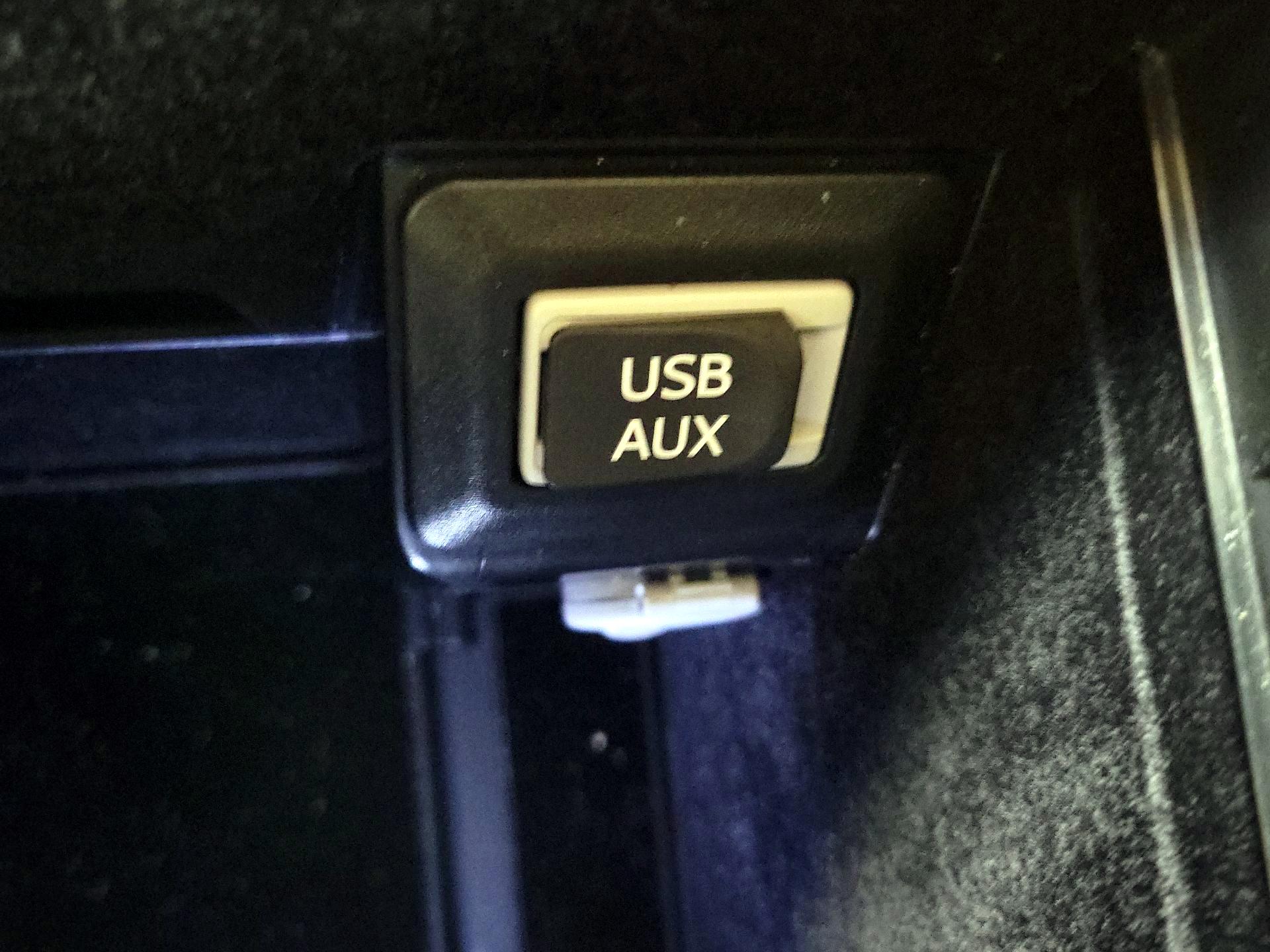 Thumbnail: 2014 Lexus RX - 19