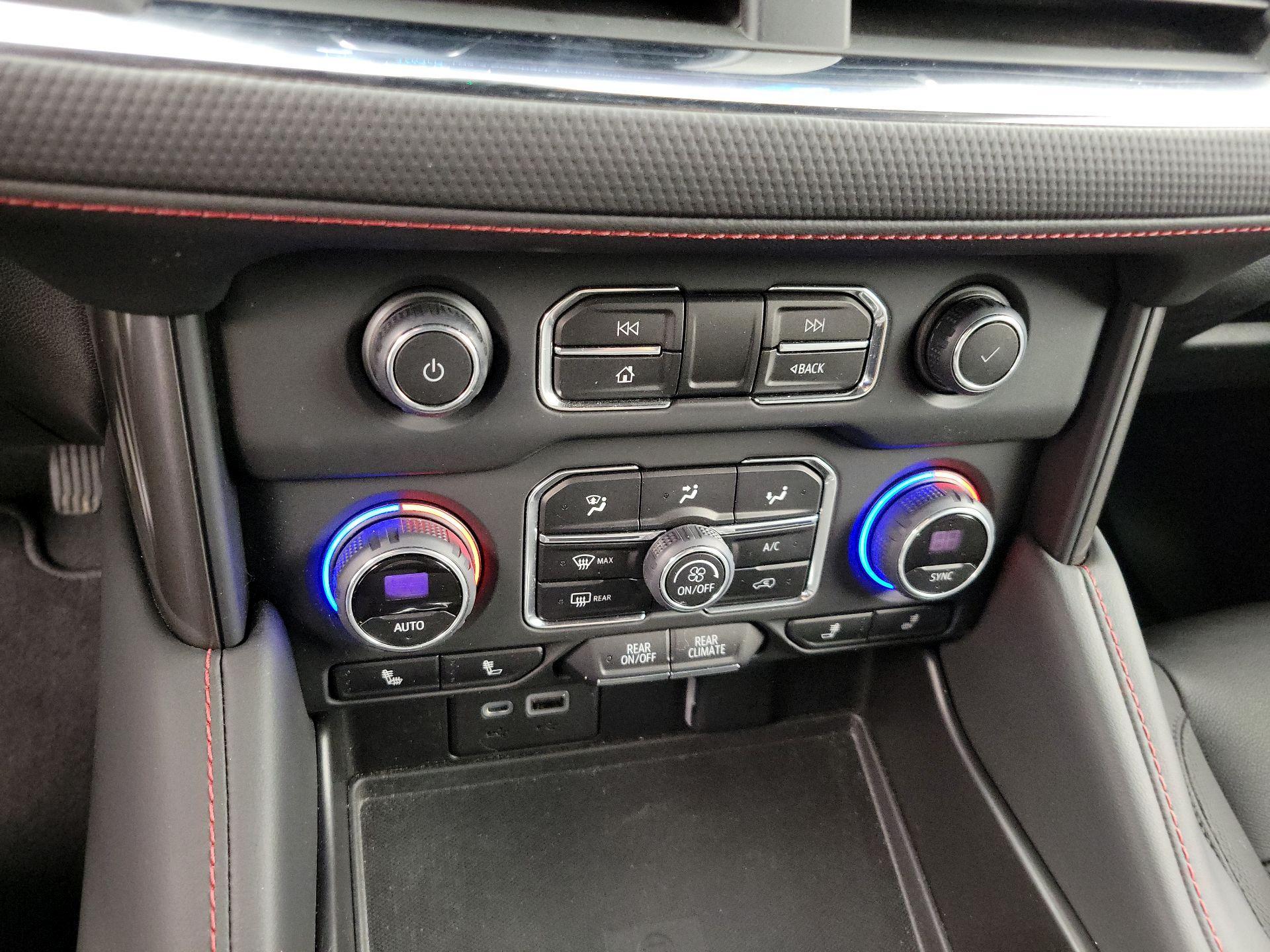 Thumbnail: 2022 Chevrolet Tahoe - 17