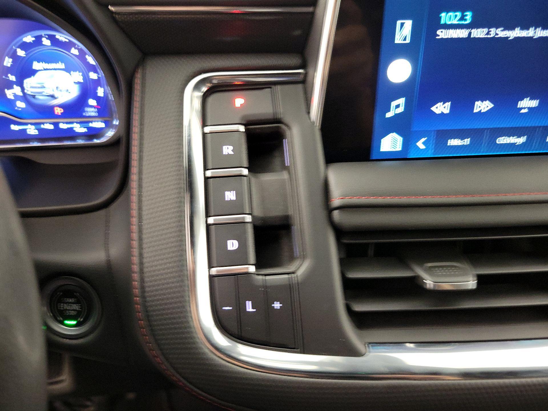 Thumbnail: 2022 Chevrolet Tahoe - 18