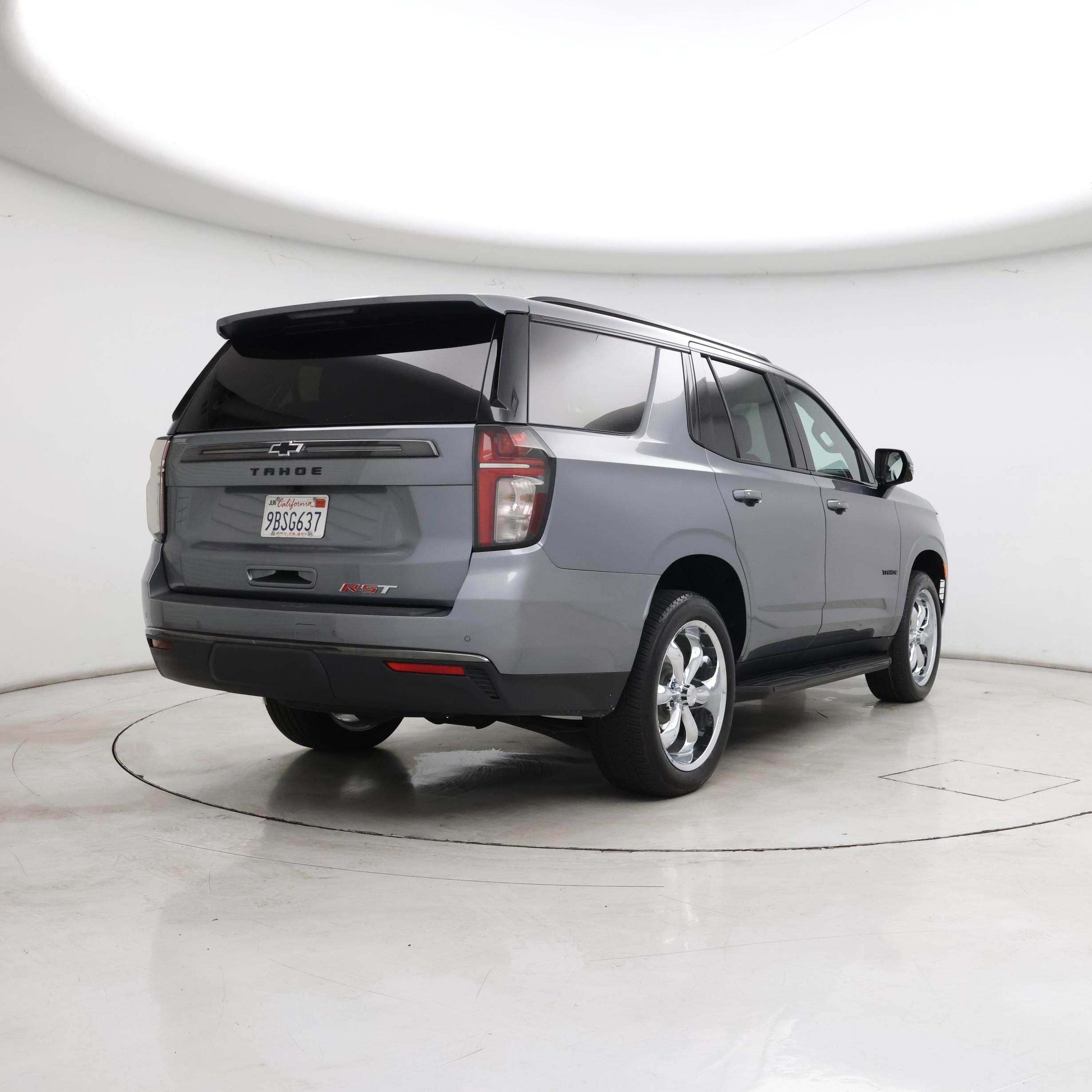 Thumbnail: 2022 Chevrolet Tahoe - 8