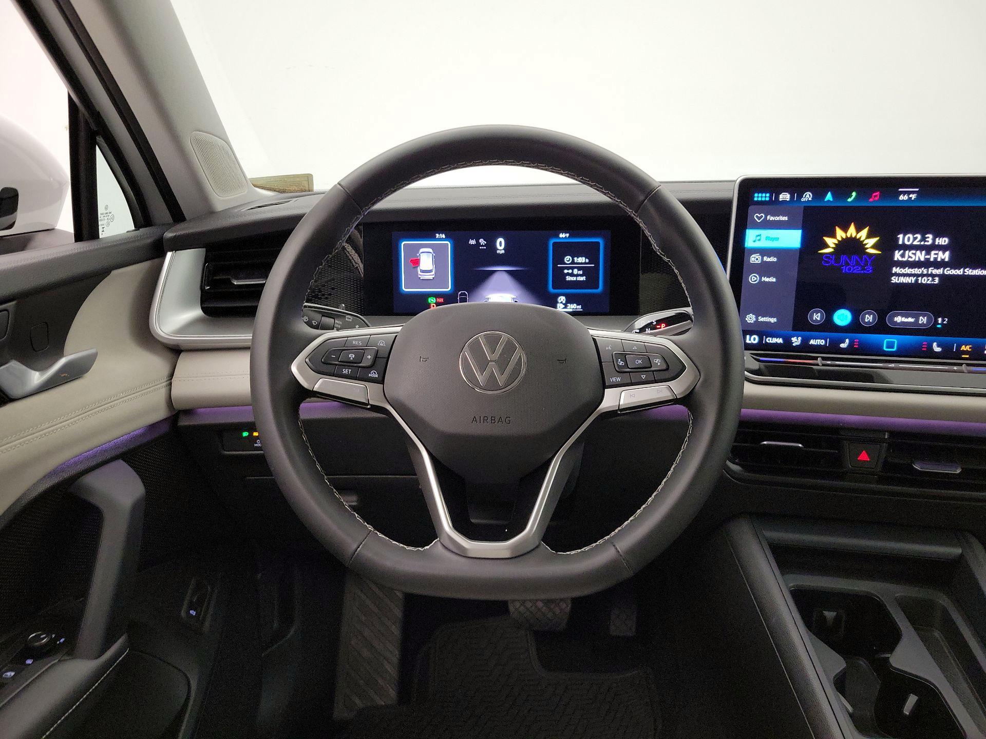 Thumbnail: 2025 Volkswagen Tiguan - 10