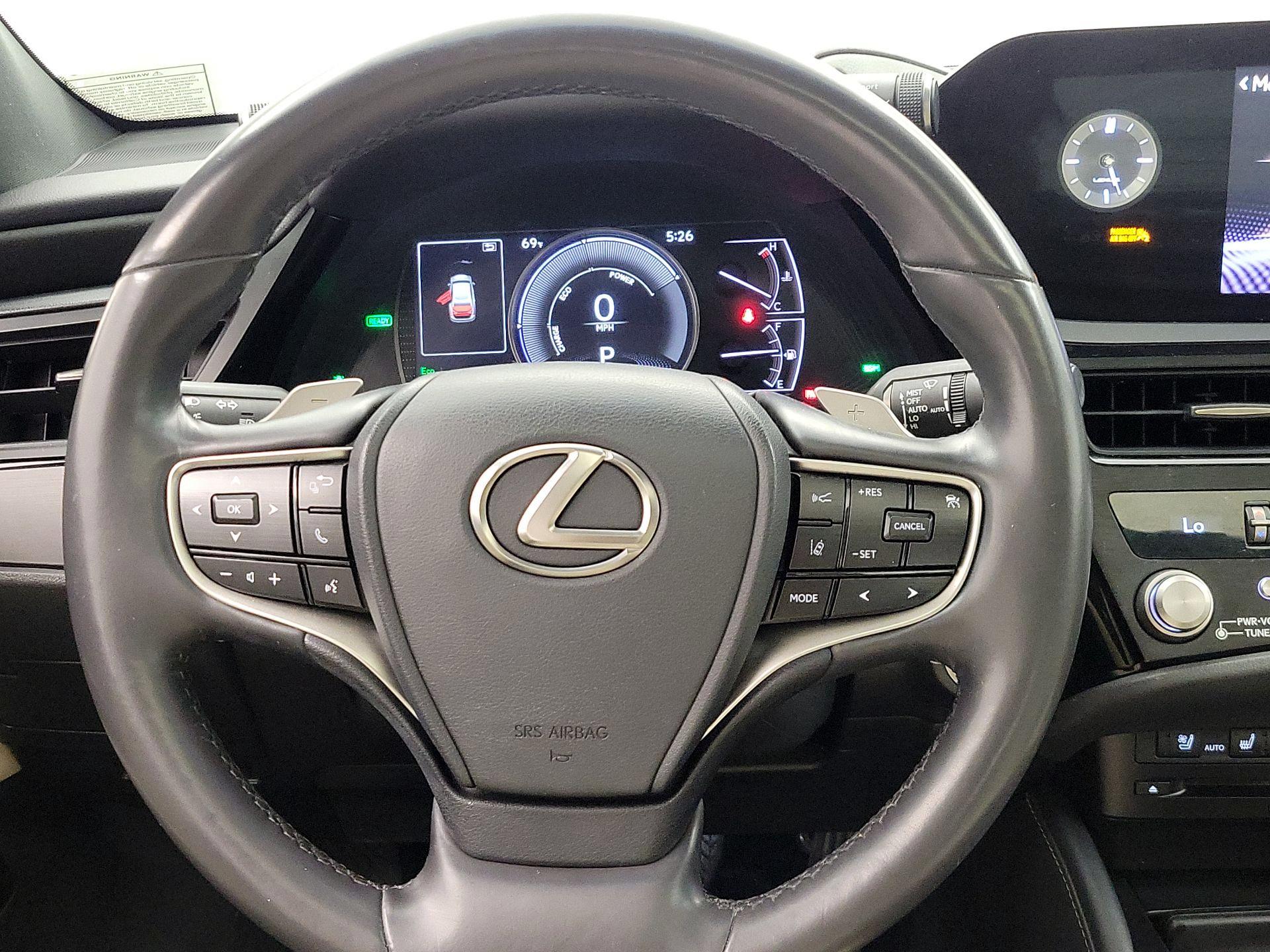 Thumbnail: 2022 Lexus ES - 10
