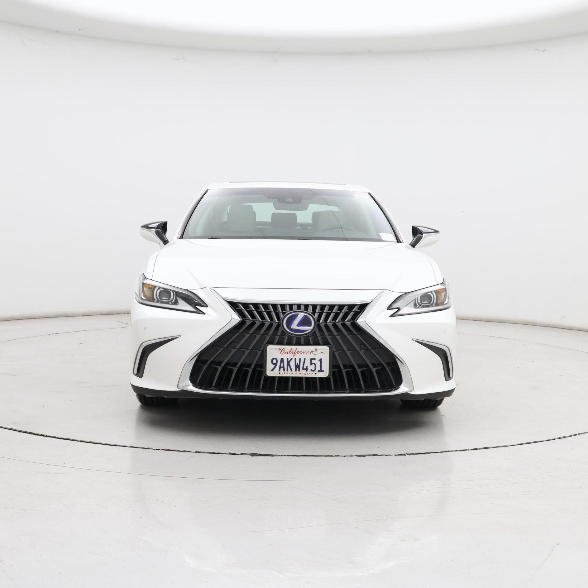 Thumbnail: 2022 Lexus ES - 5