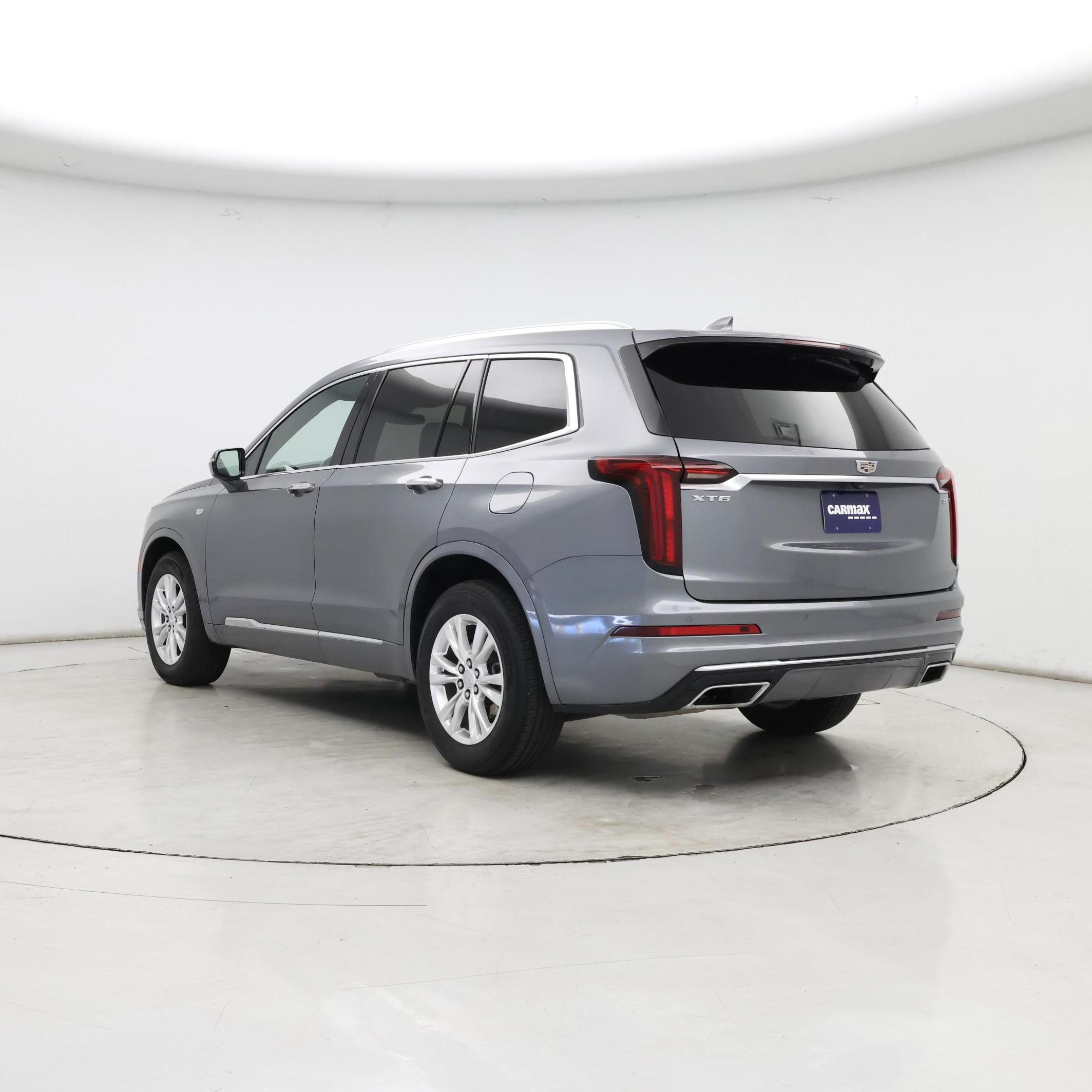Thumbnail: 2022 Cadillac XT6 - 2