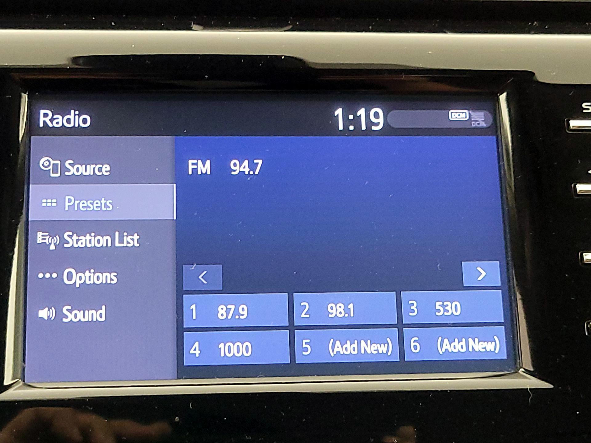 Thumbnail: 2019 Toyota Camry - 15