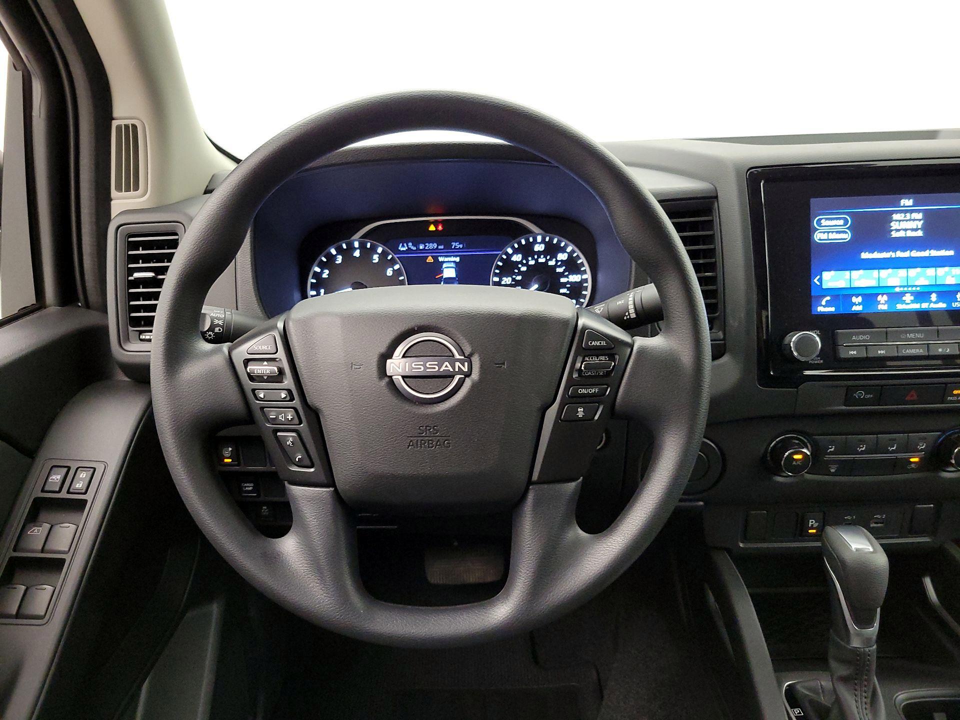 Thumbnail: 2024 Nissan Frontier - 10