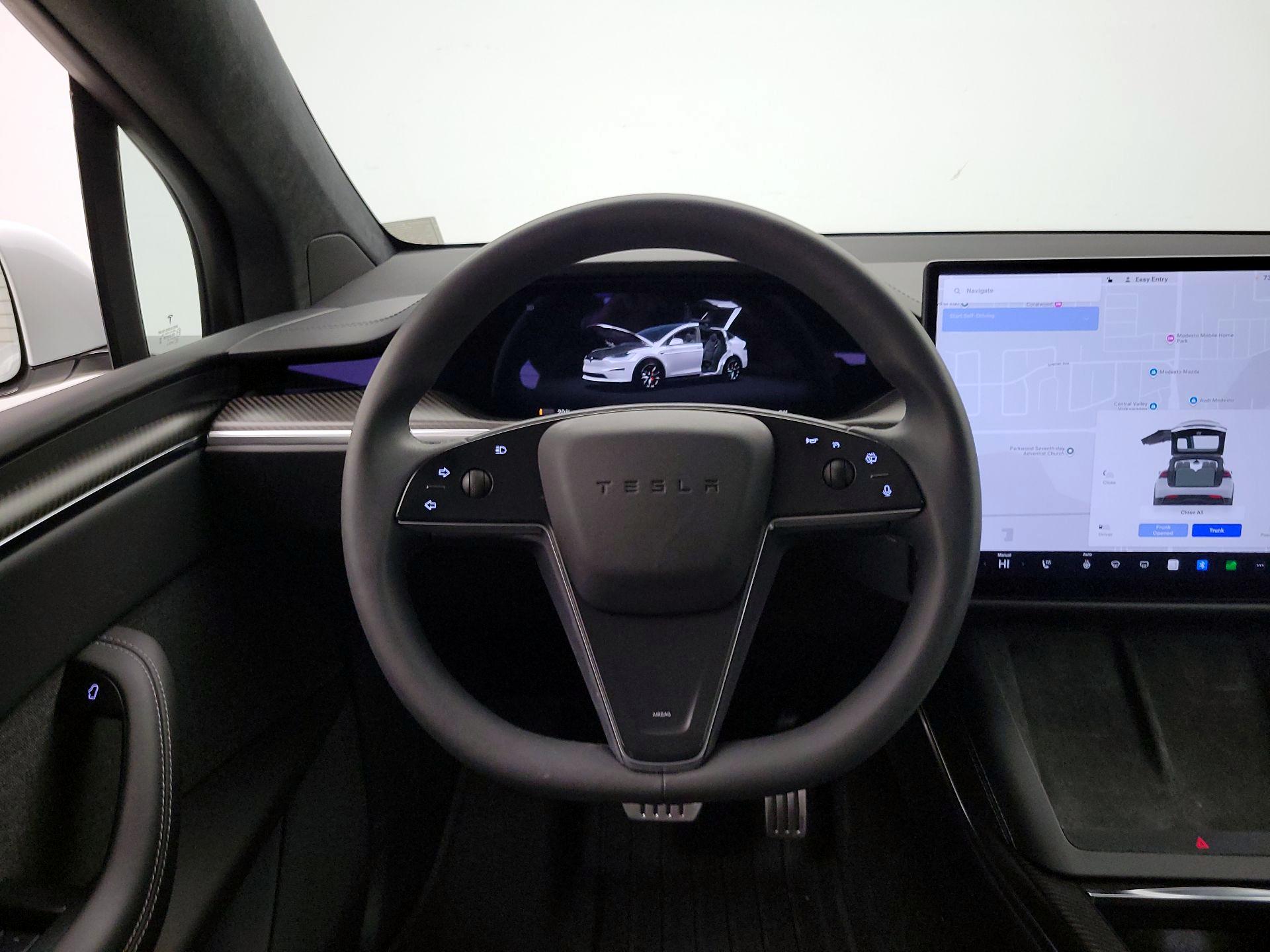 Thumbnail: 2023 Tesla Model X - 10